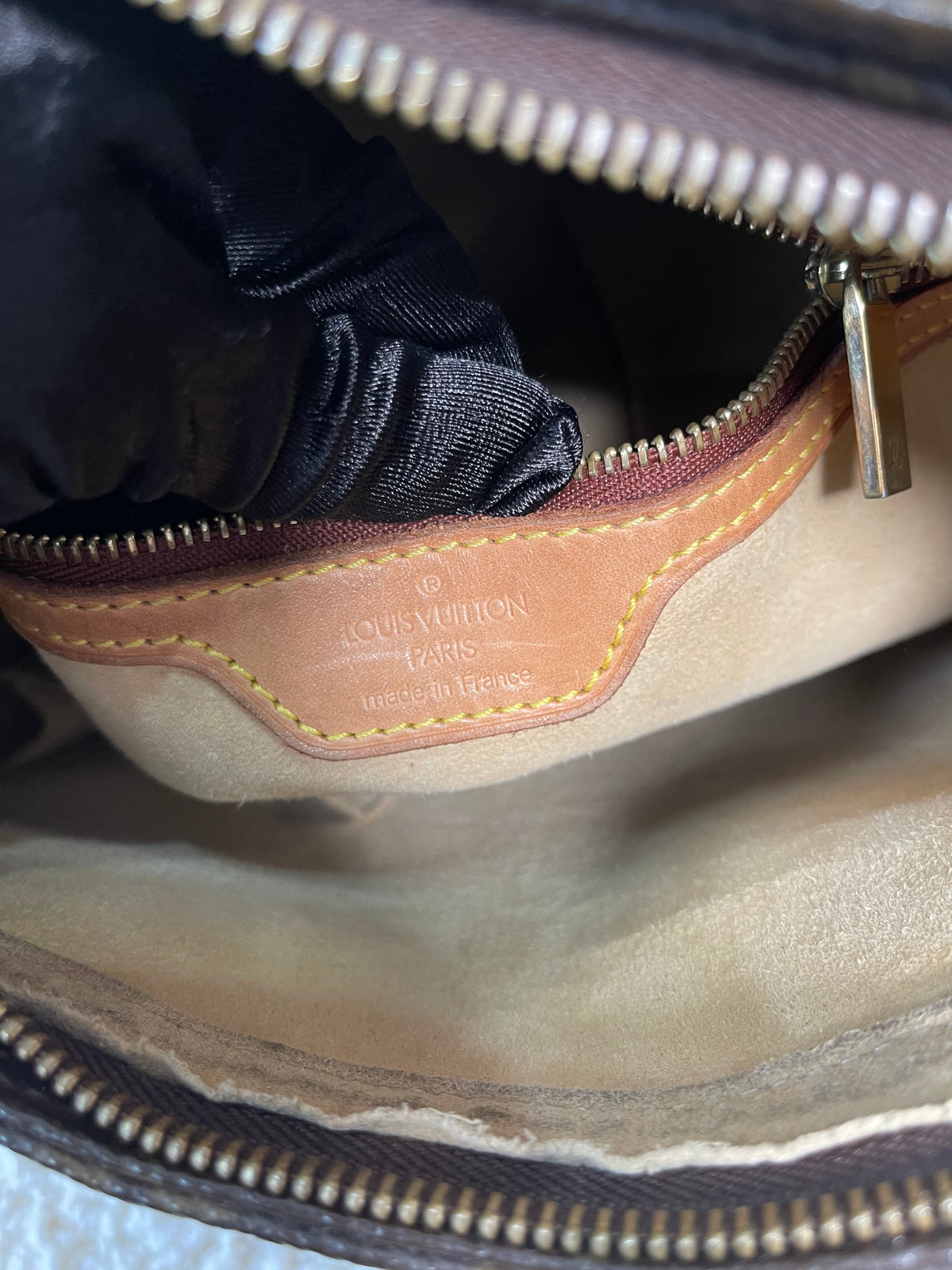Louis Vuitton Looping GM Monogram Canvas