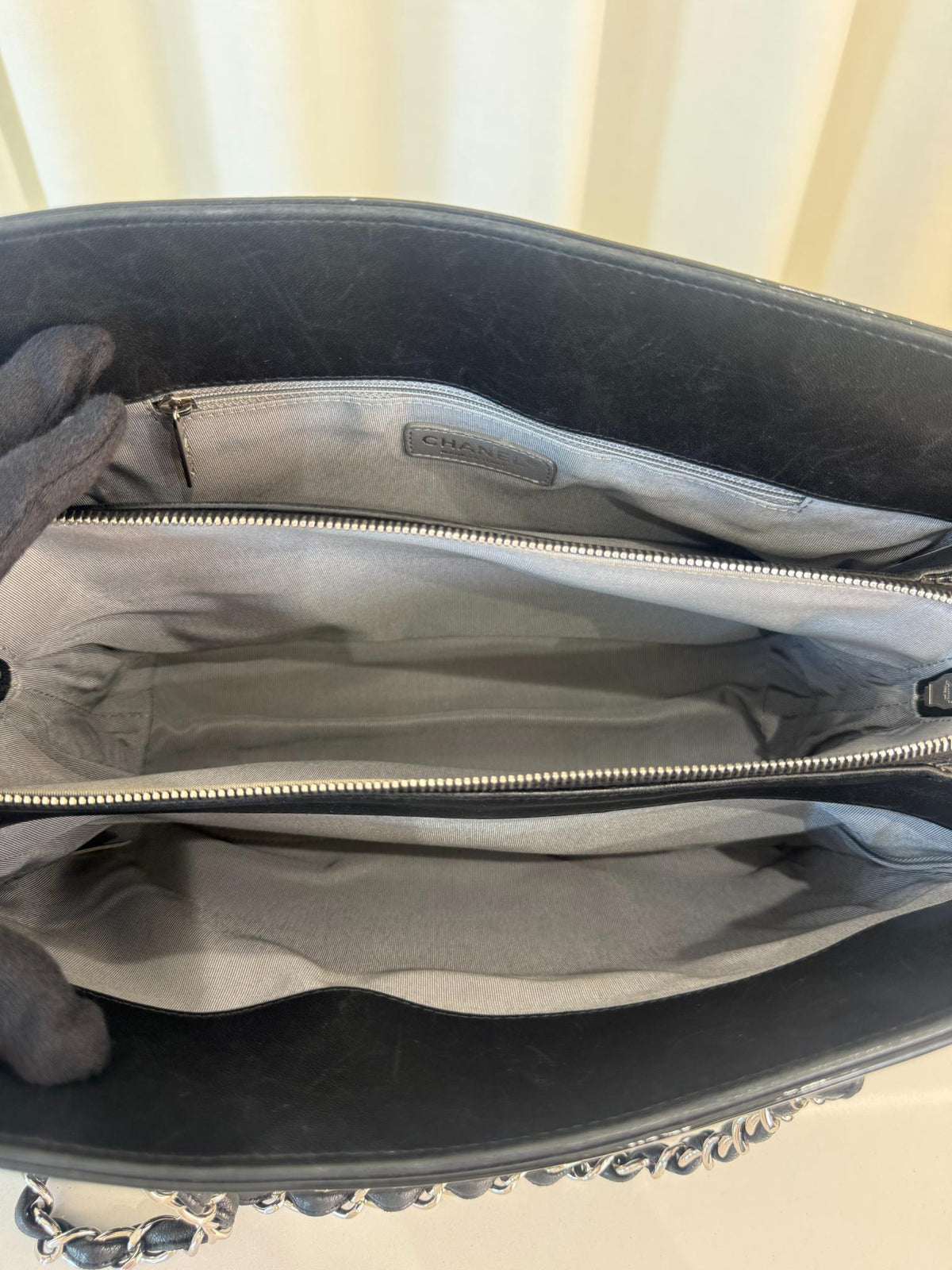 Chanel Black Patent Vinyl Lipstick Ligne Tote