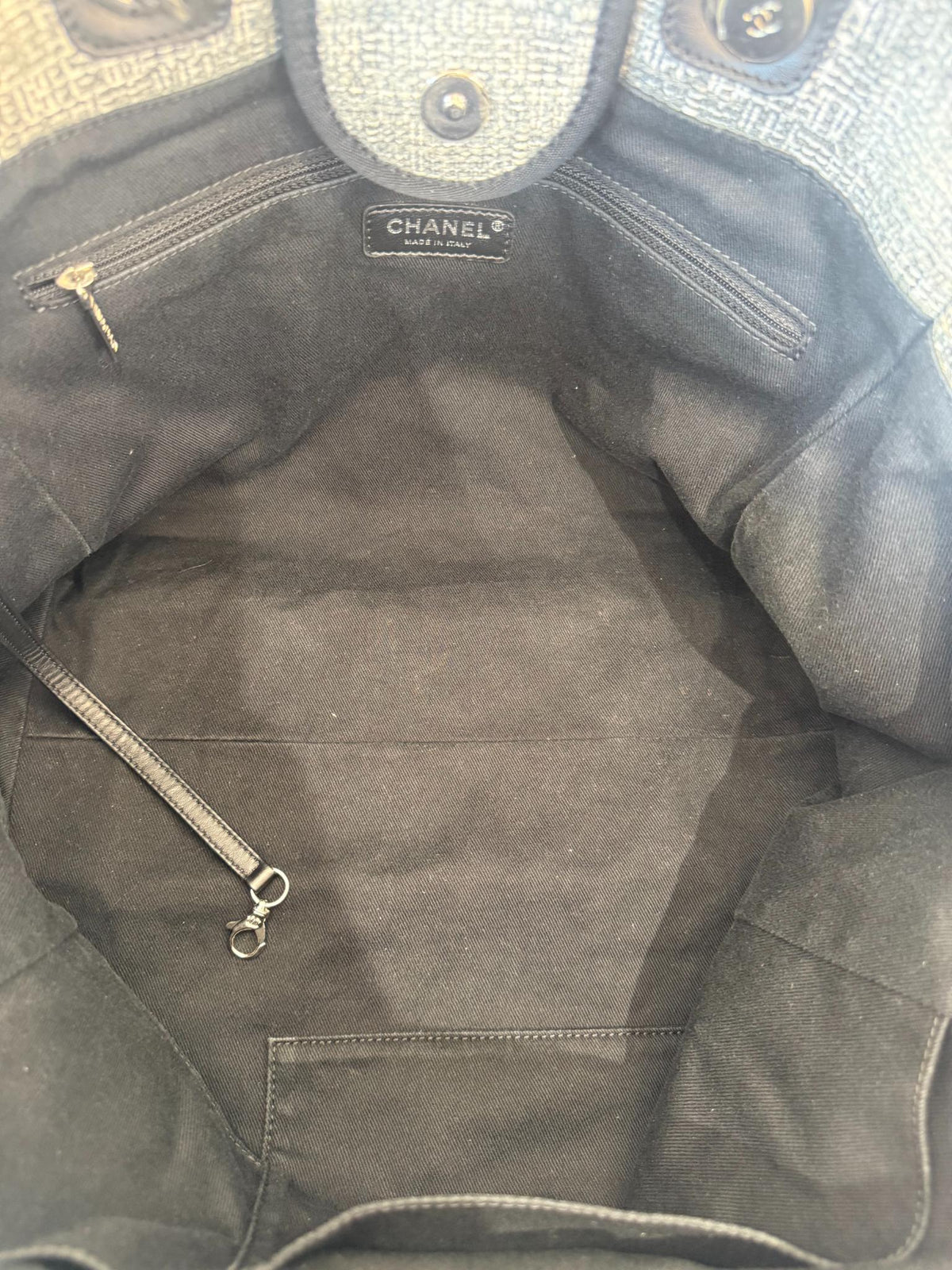 Chanel Black/Grey Tweed Medium Deauville Shopping Tote