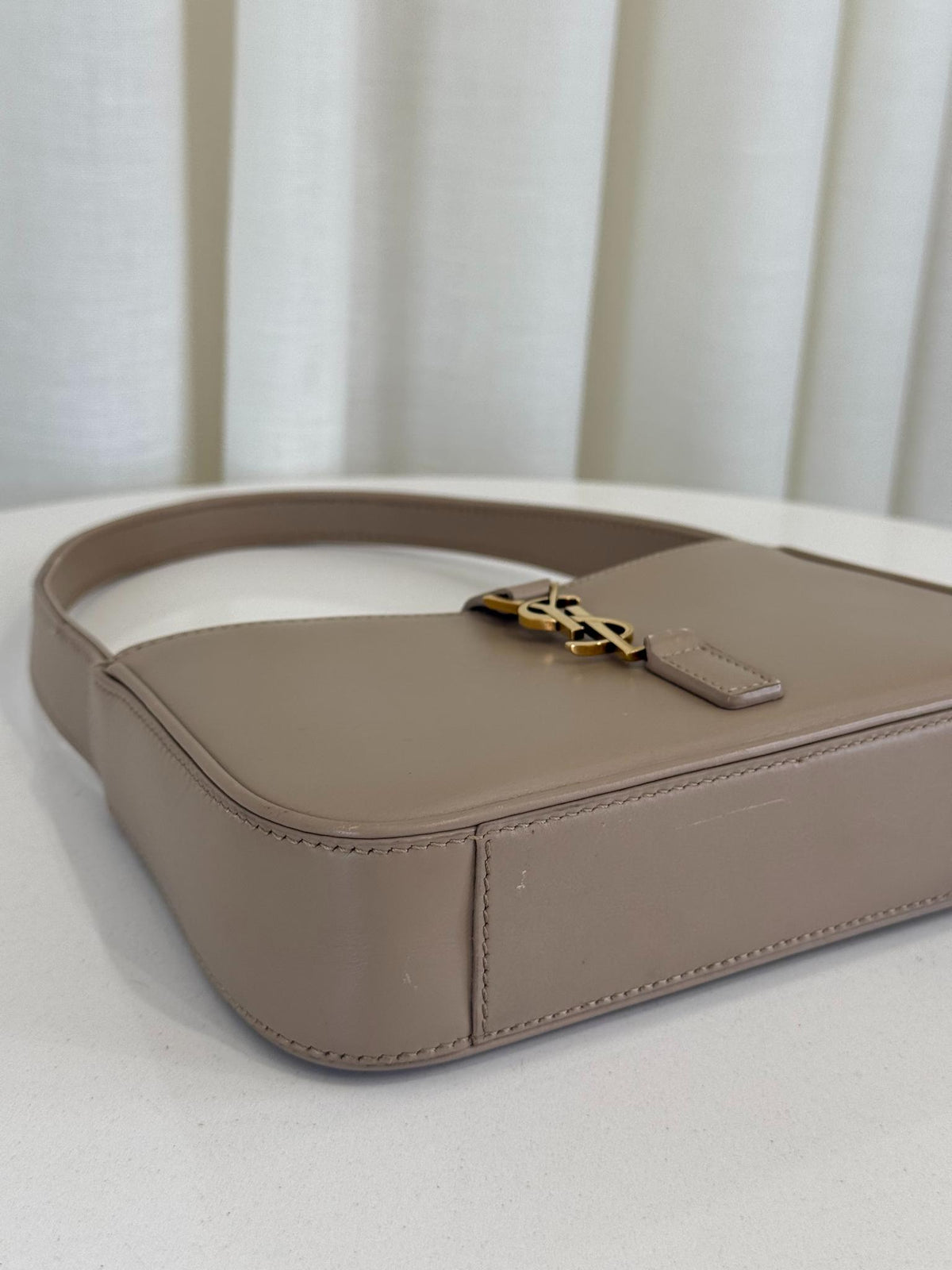 Saint Laurent Le 5 À 7 Smooth Leather Mini Hobo Bag