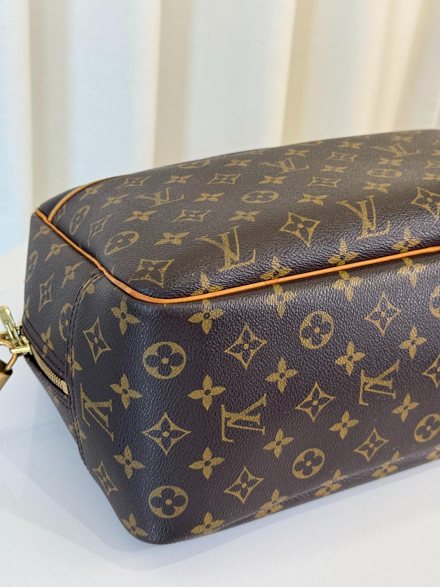 Louis Vuitton Vintage Deauville Monogram Canvas