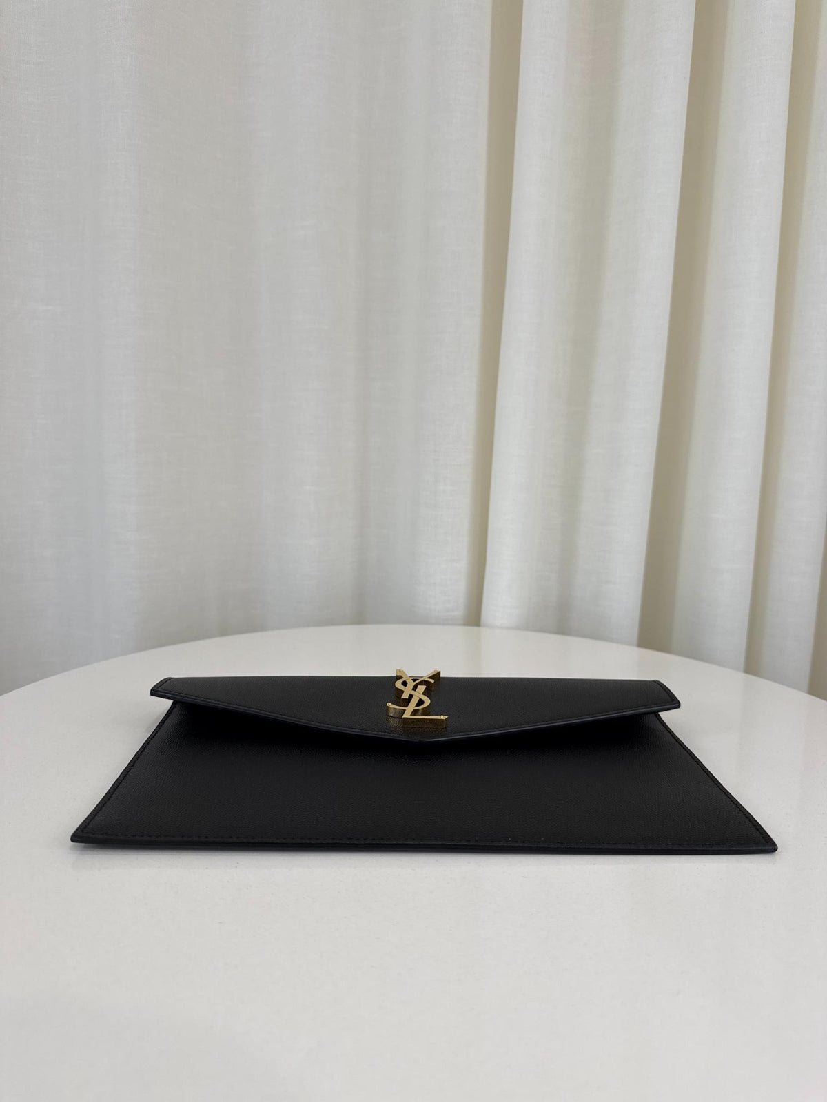 Saint Laurent Grain De Poudre Uptown Pouch Dark Black