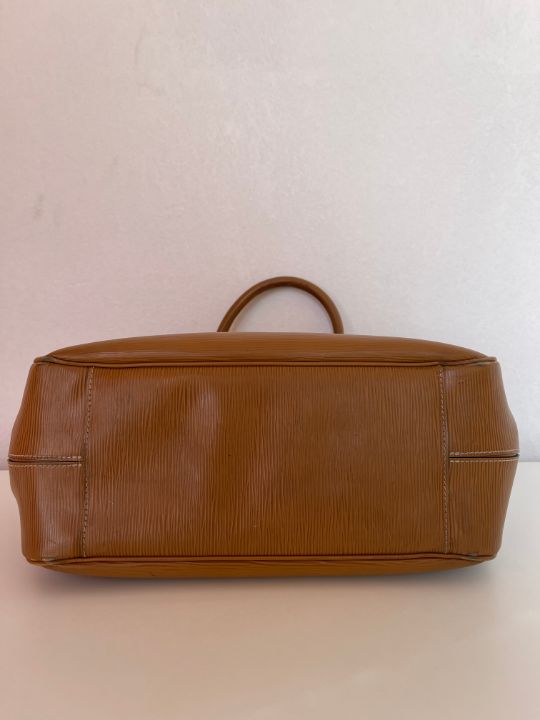 Louis Vuitton Cannelle Epi Leather Passy PM Bag