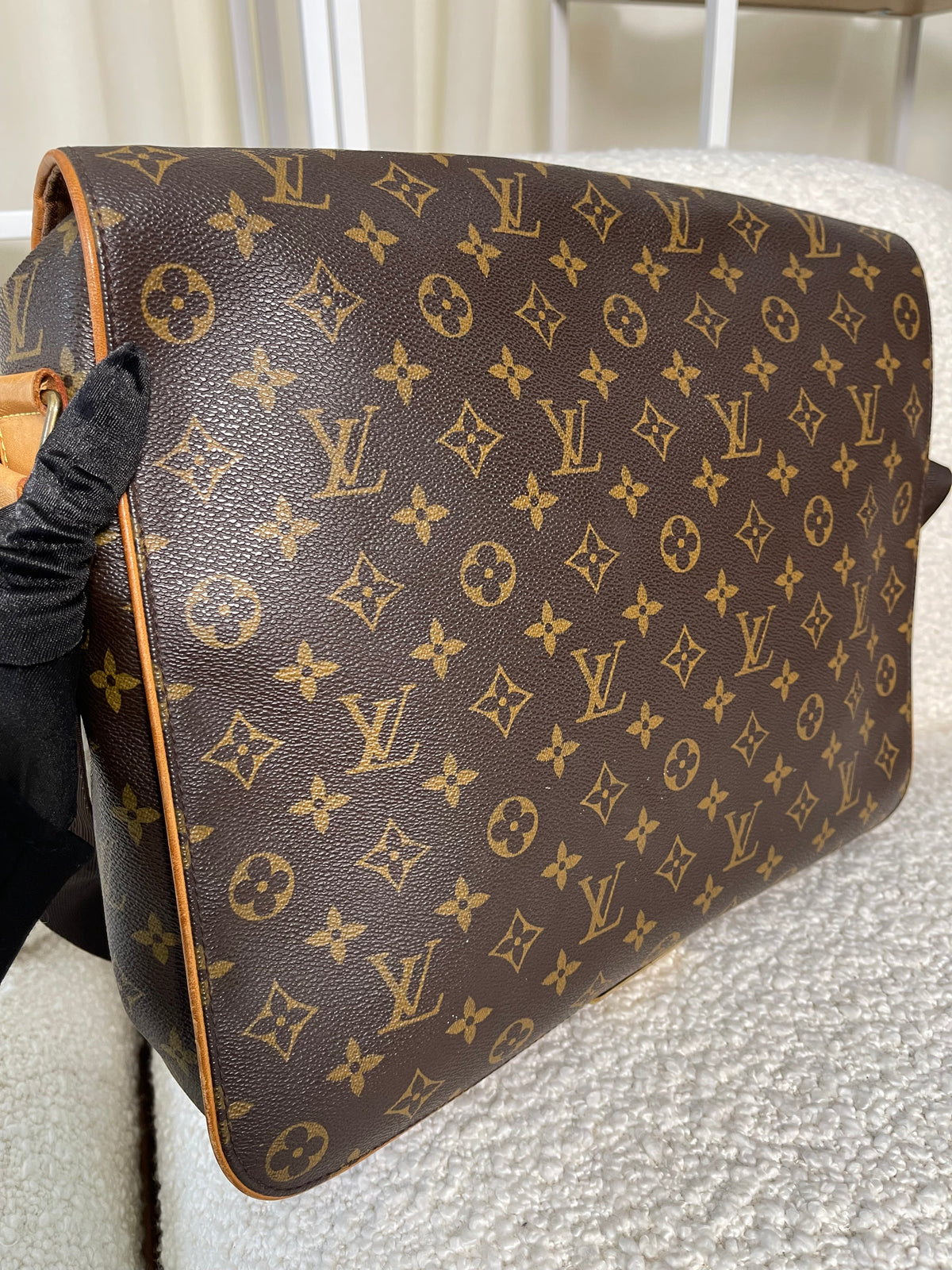 Louis Vuitton Aves Monogram Canvas Messenger Bag