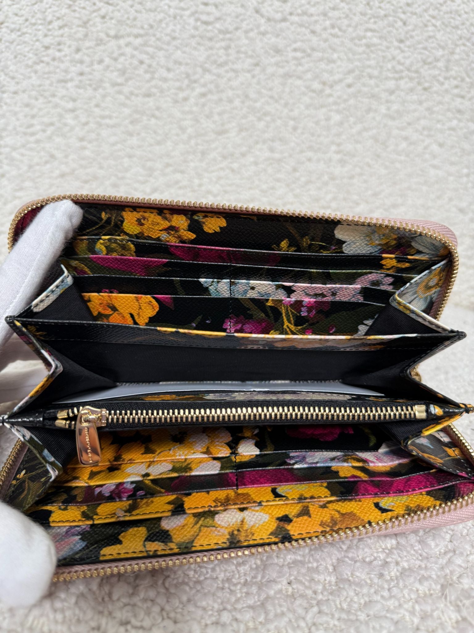 Dolce & Gabbana Light Pink Leather Zip Around Continental Wallet