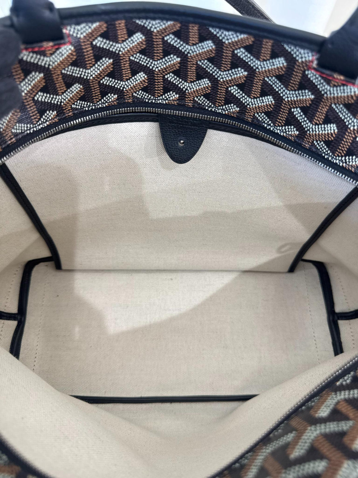 Goyard Black Chevron Print Coated Canvas Artois MM Tote Bag