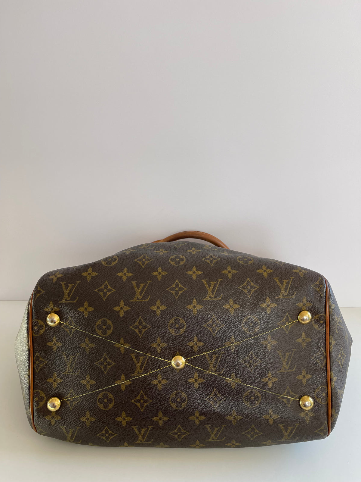 Louis Vuitton Tivoli GM Monogram Canvas
