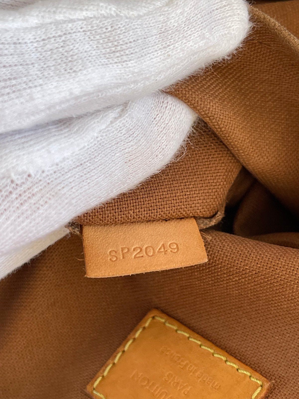 Louis Vuitton Tivoli GM Monogram Canvas