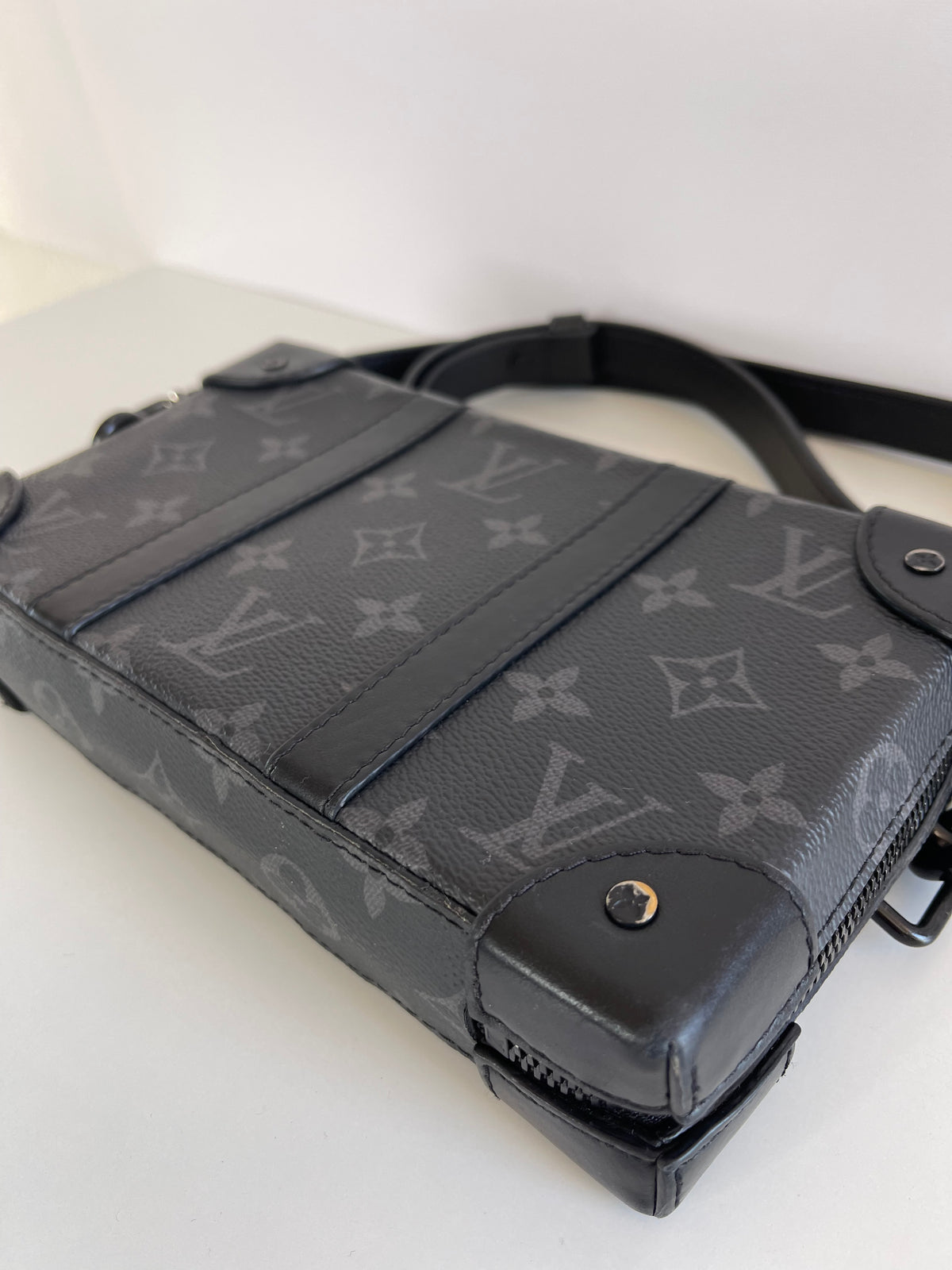 Louis Vuitton Soft Trunk Wallet Shoulder Bag Monogram Eclipse