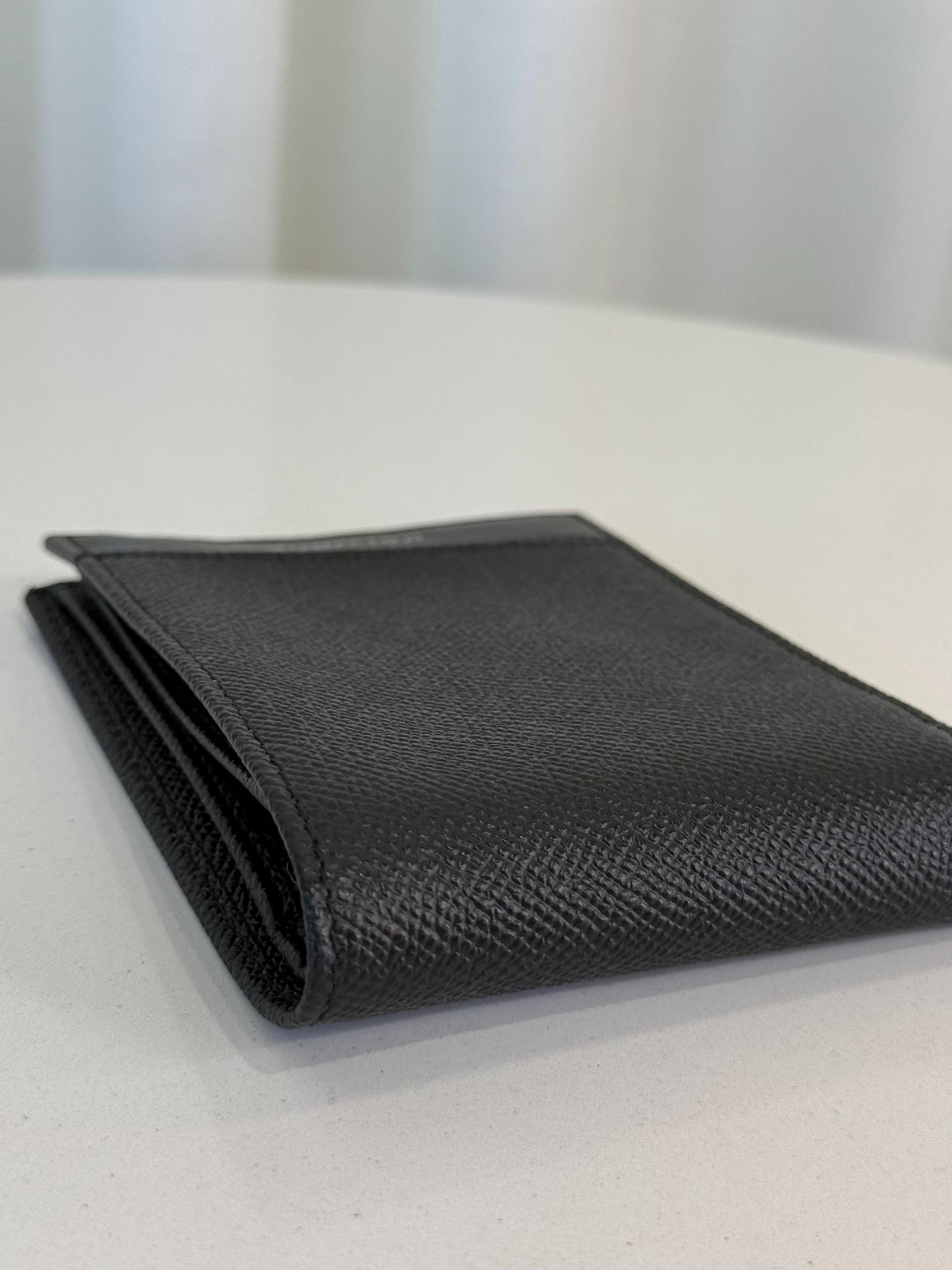 Dolce Gabbana Men's Black Dauphine Leather Bifold Wallet