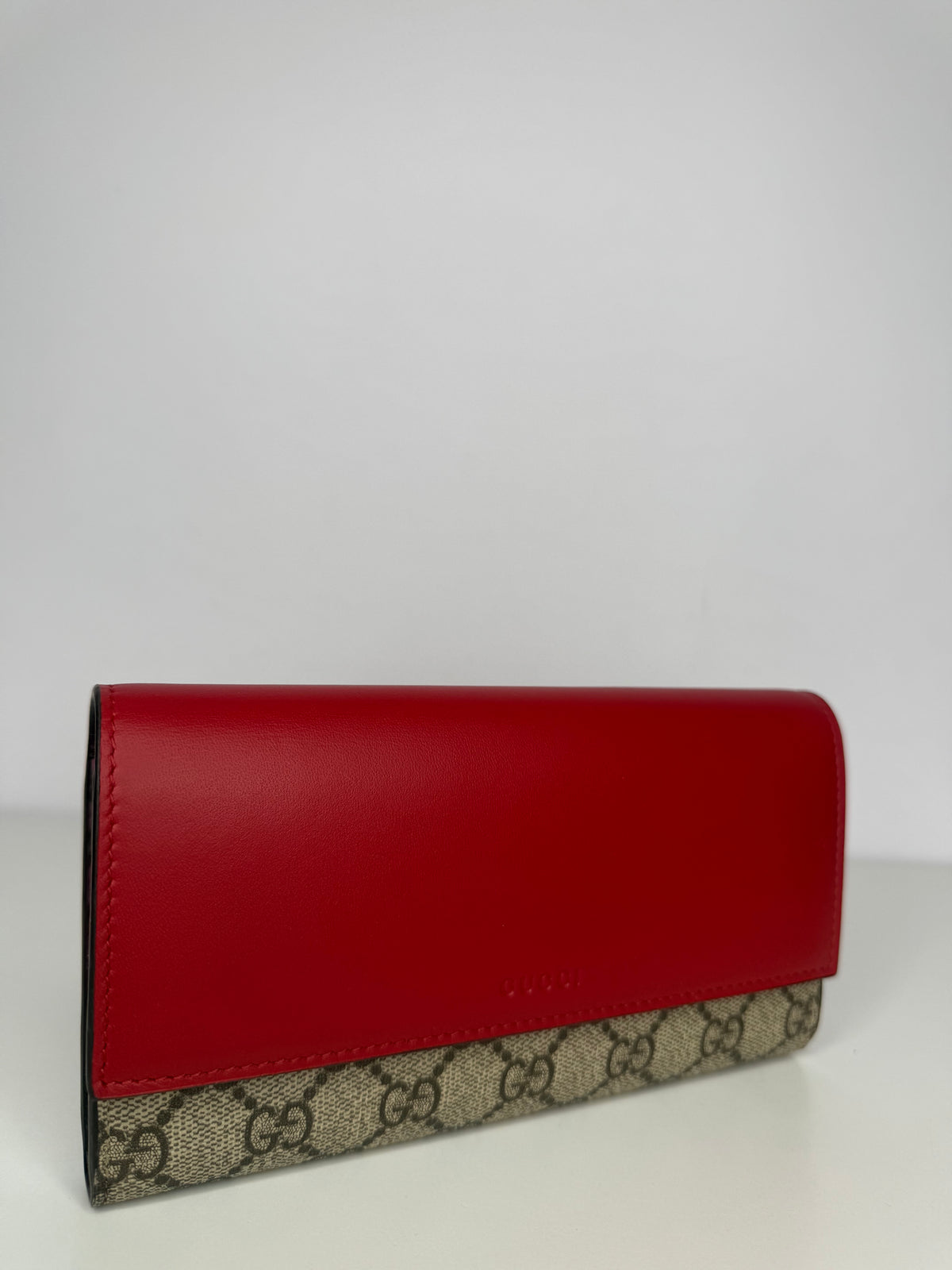 Gucci Beige/Red GG Supreme Canvas and Leather Continental Wallet