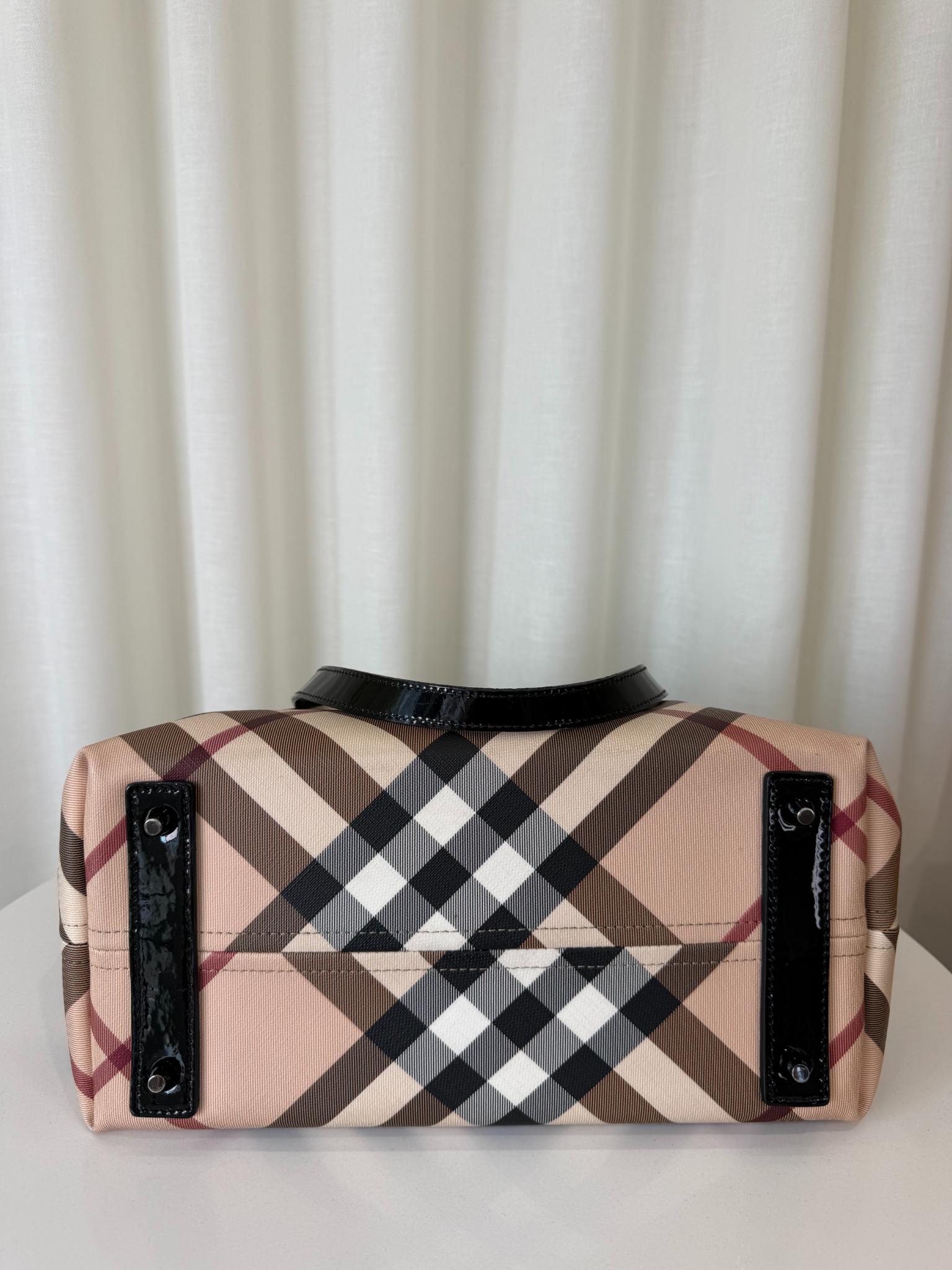 Burberry Beige/Black Patent Leather Burberry Nickie Tote With Pouch