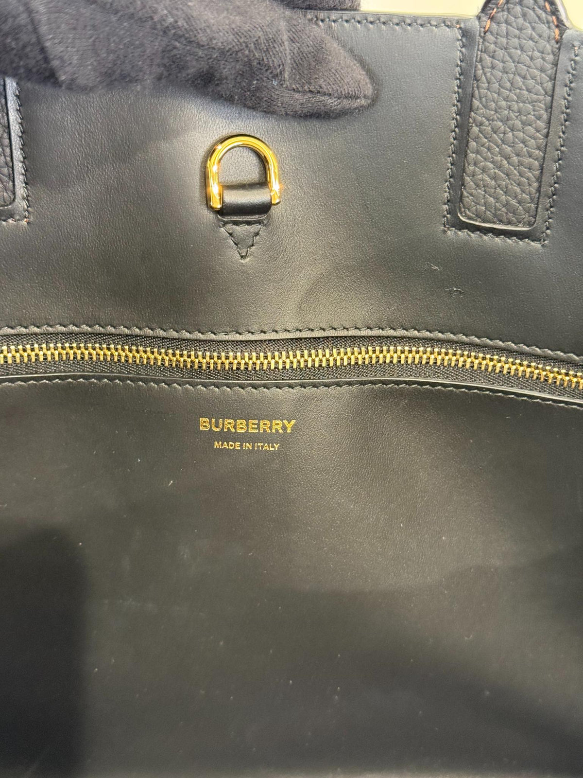 Burberry Black Grainy Leather Medium Frances Bag