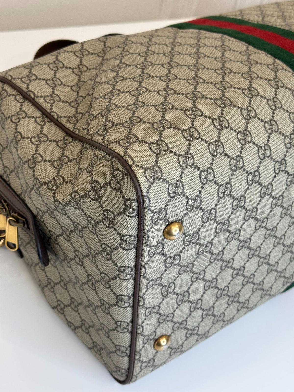 Gucci Beige/Brown GG Supreme Canvas Savoy Medium Duffle Bag