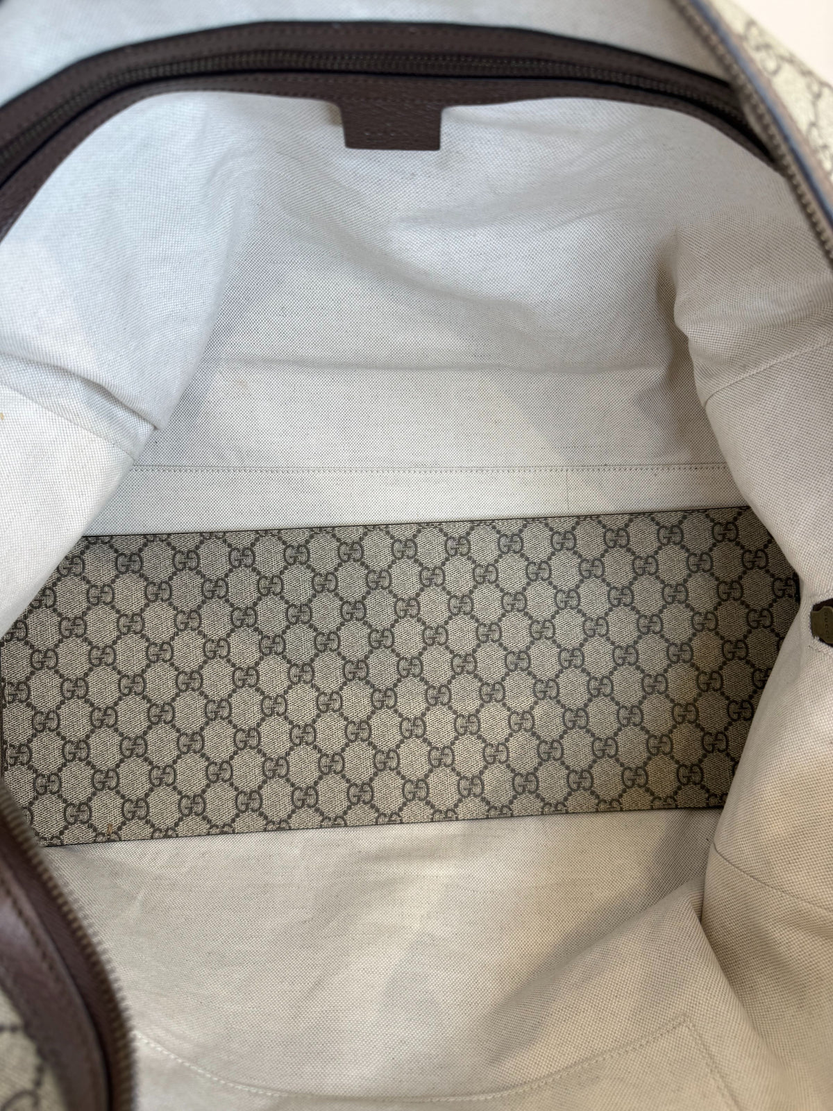 Gucci Beige/Brown GG Supreme Canvas Savoy Medium Duffle Bag