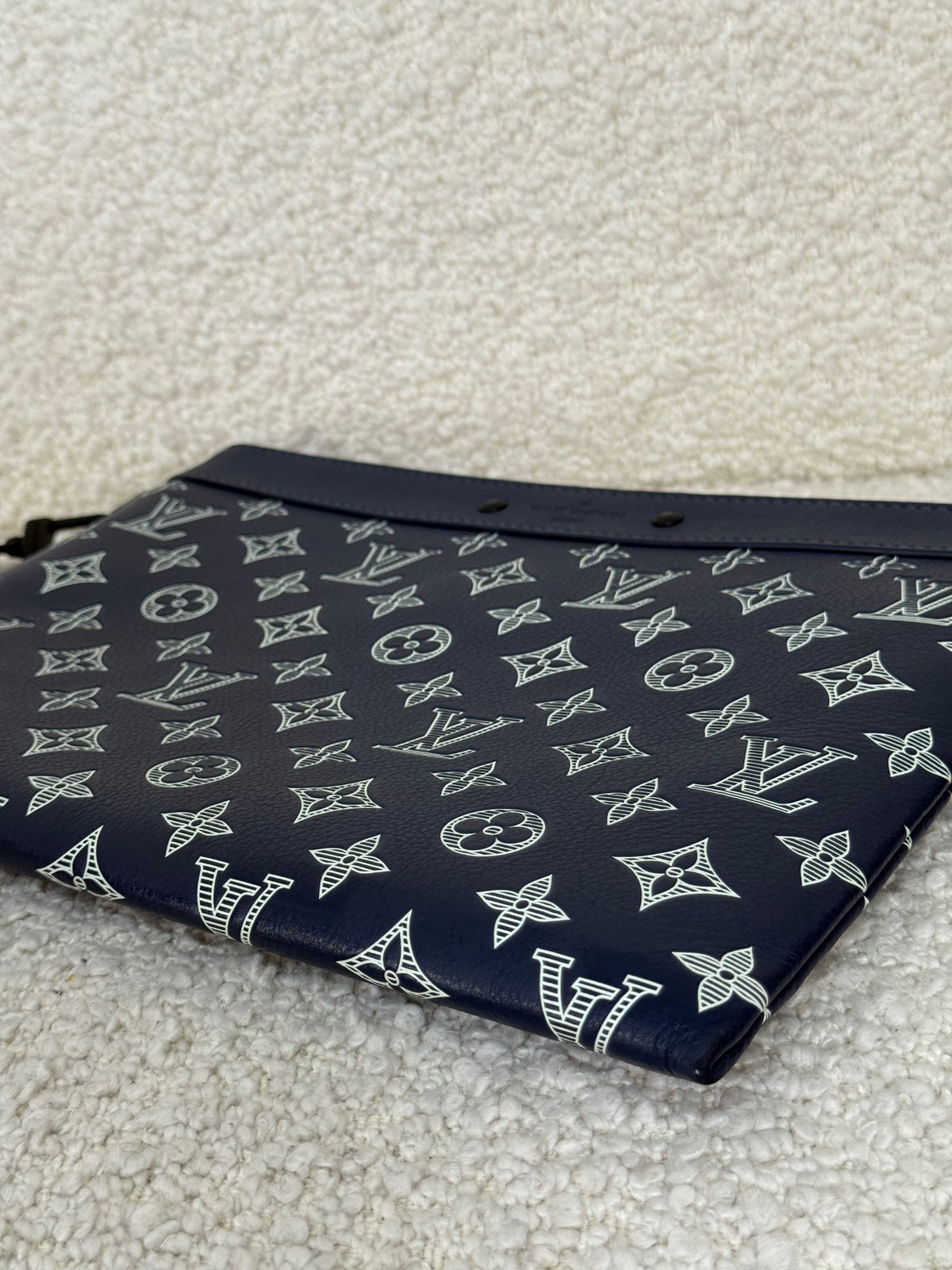 Louis Vuitton Pochette To-Go Monogram Shadow Leather