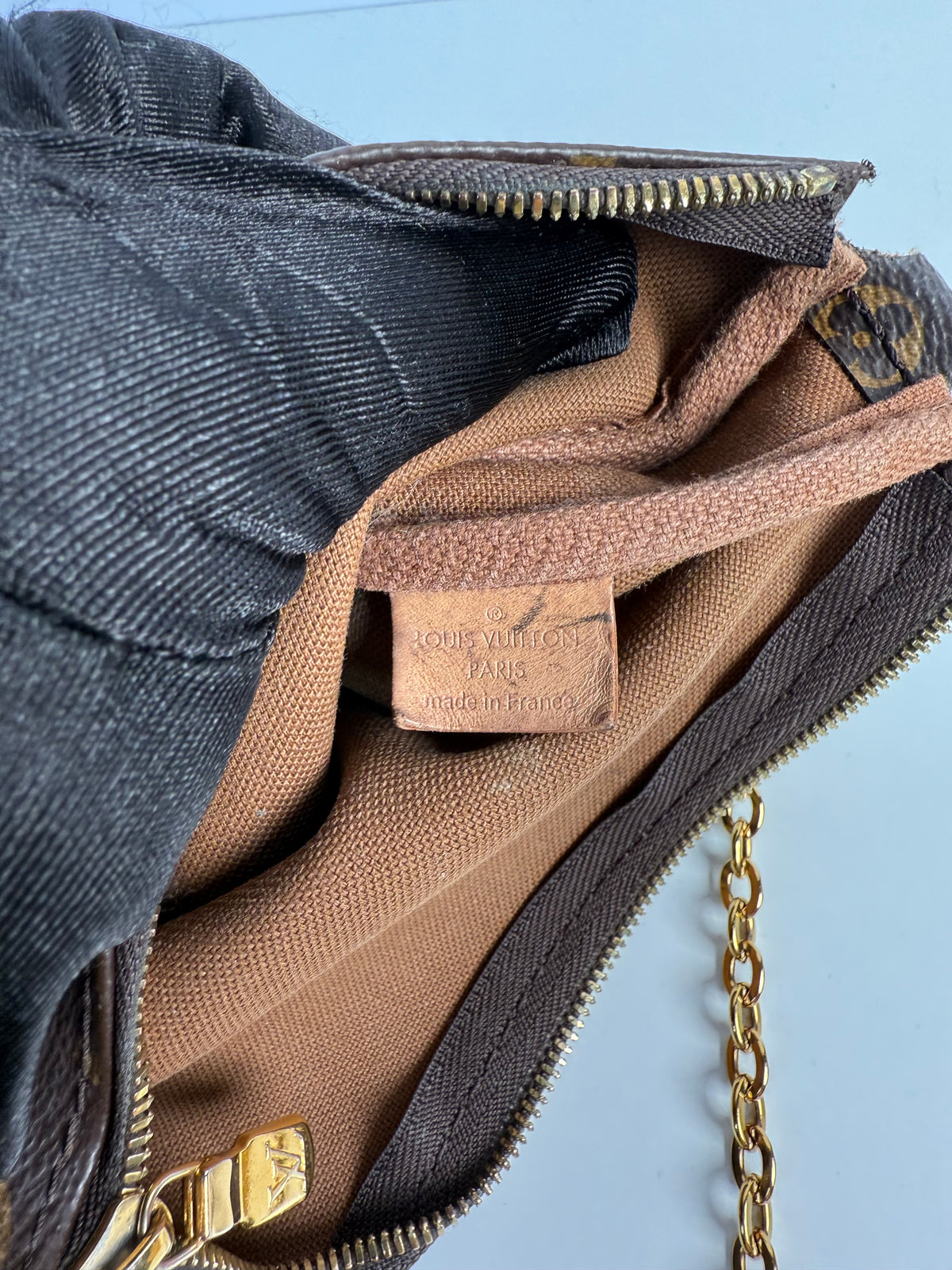 Louis Vuitton Multi Pochette Accessoires Khaki Strap Monogram Canvas
