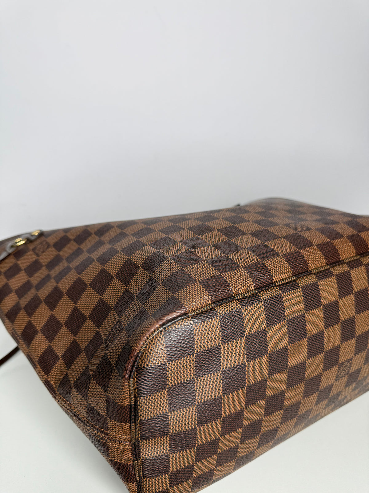 Louis Vuitton Neverfull MM Damier Ebene Canvas