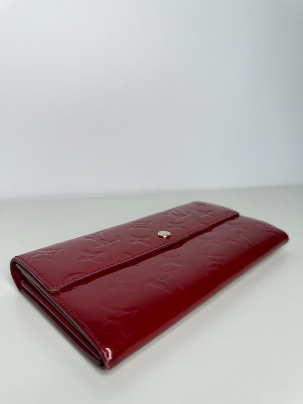 Louis Vuitton Red Monogram Vernis Sarah Wallet