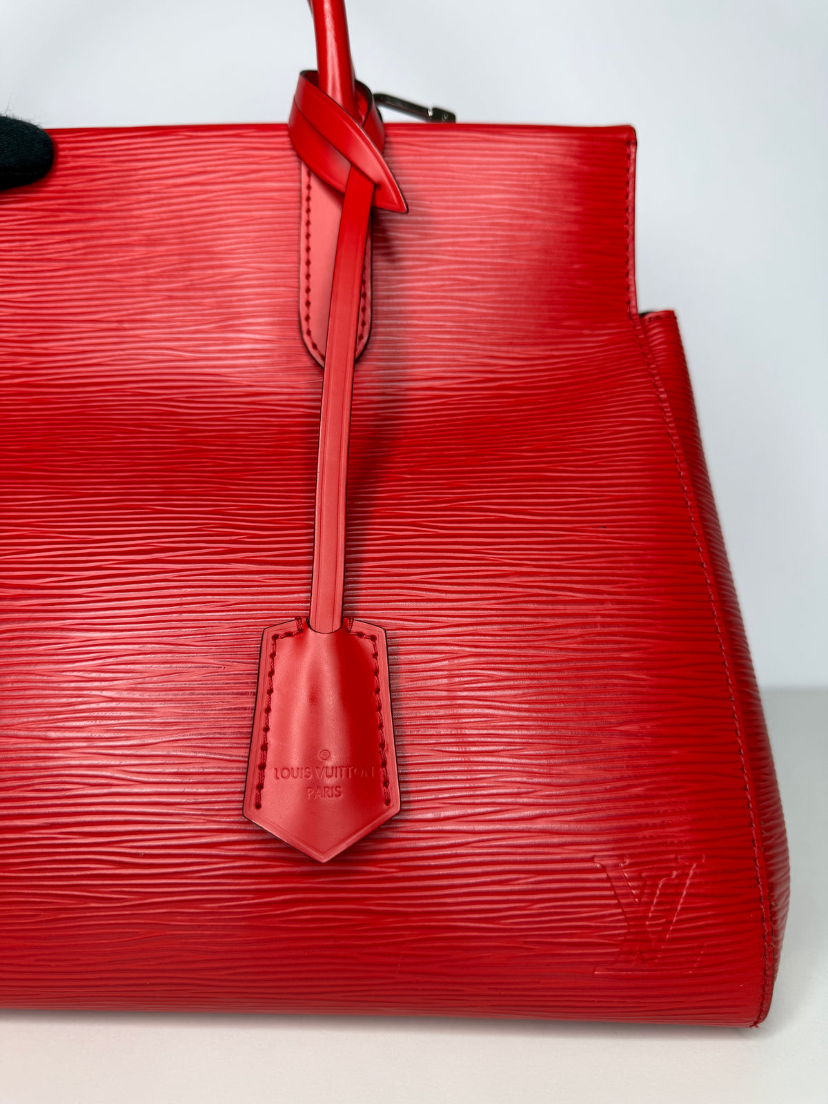 Louis Vuitton Coquelicot Epi Leather Marly MM Bag