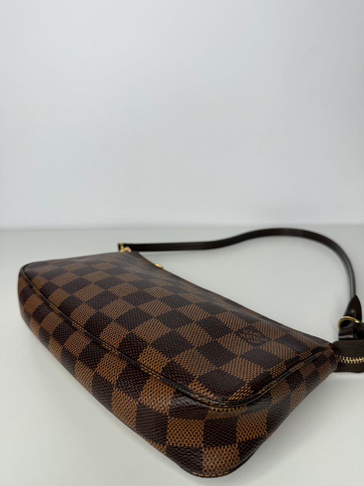 Louis Vuitton Pochette Accessoires Damier Ebene Canvas