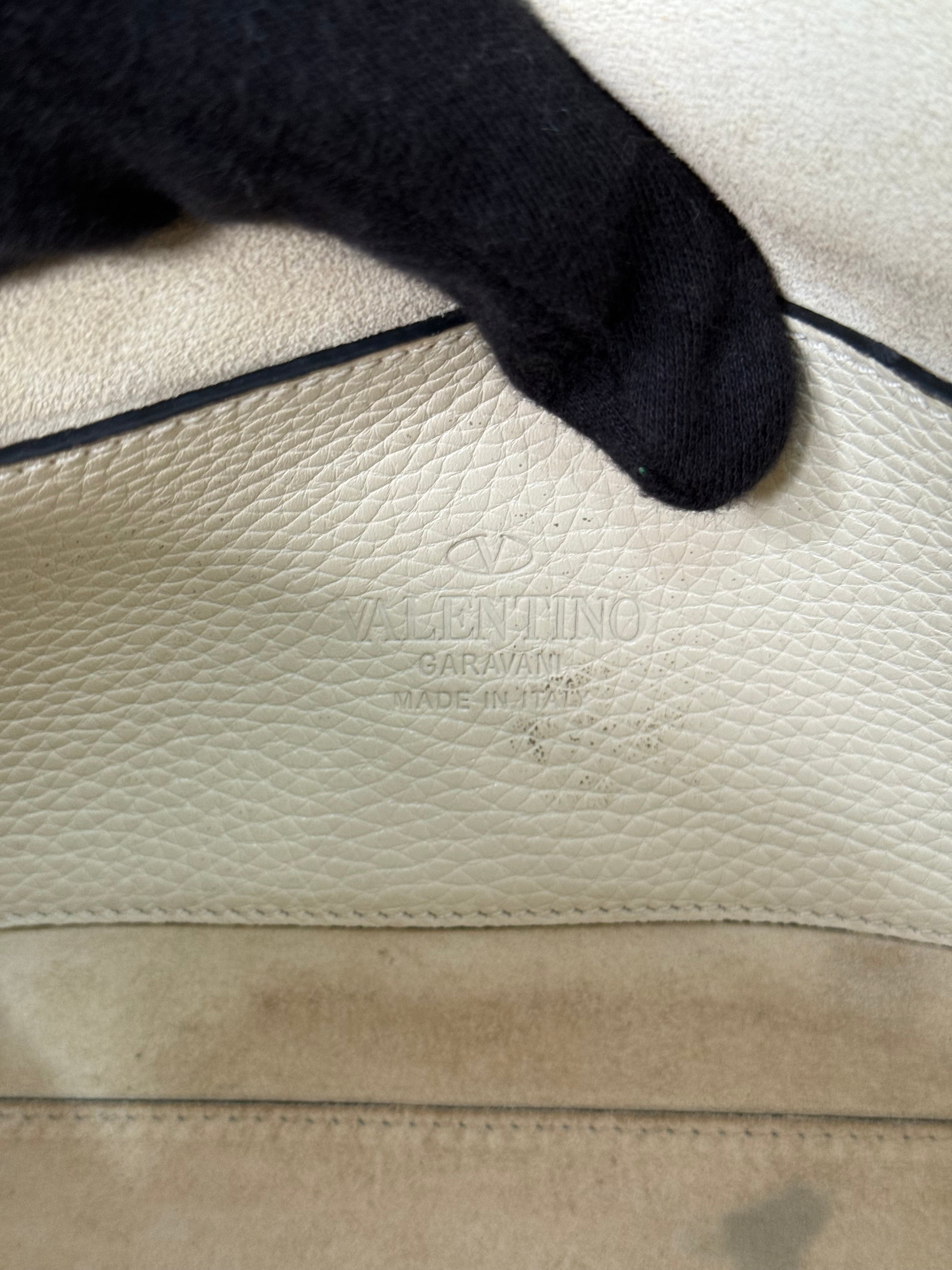 Valentino Garavani Small Rockstud Grainy Calfskin Crossbody Bag Ivory