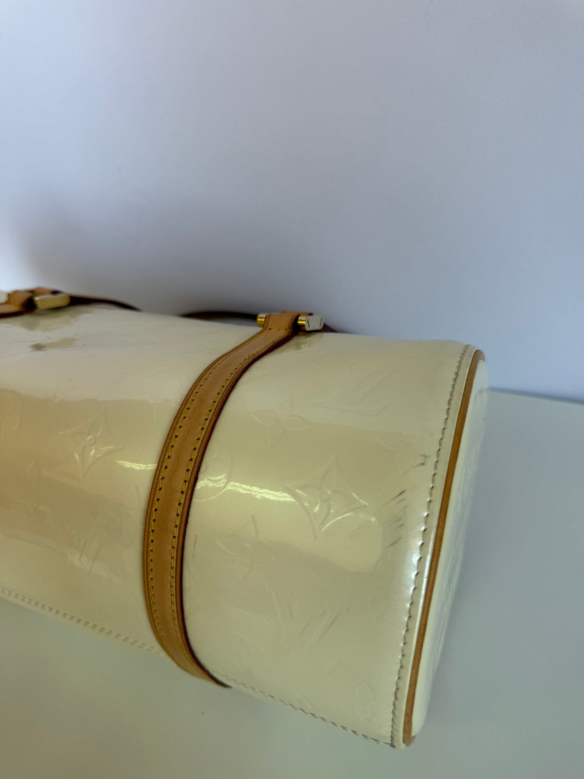 Louis Vuitton Perle Monogram Vernis Bedford Bag