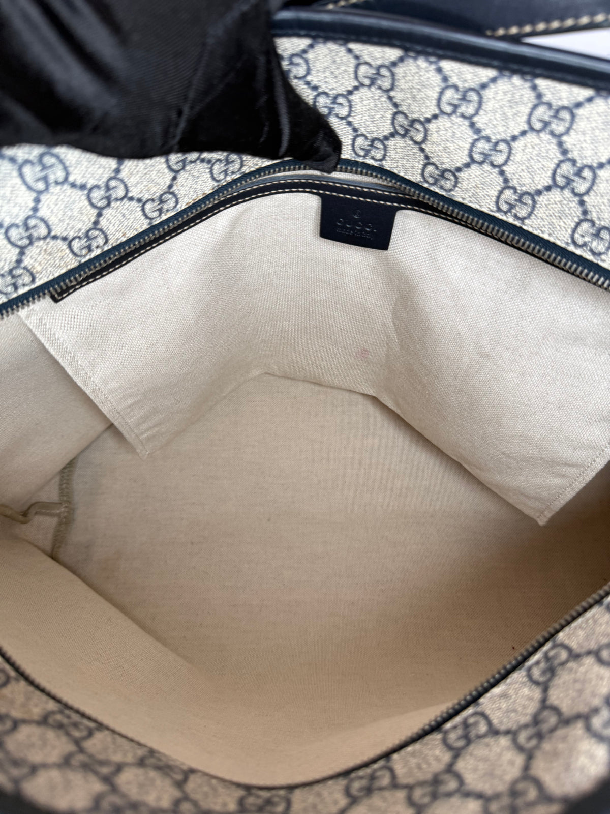 Gucci GG Supreme Coated Canvas Shopping Tote