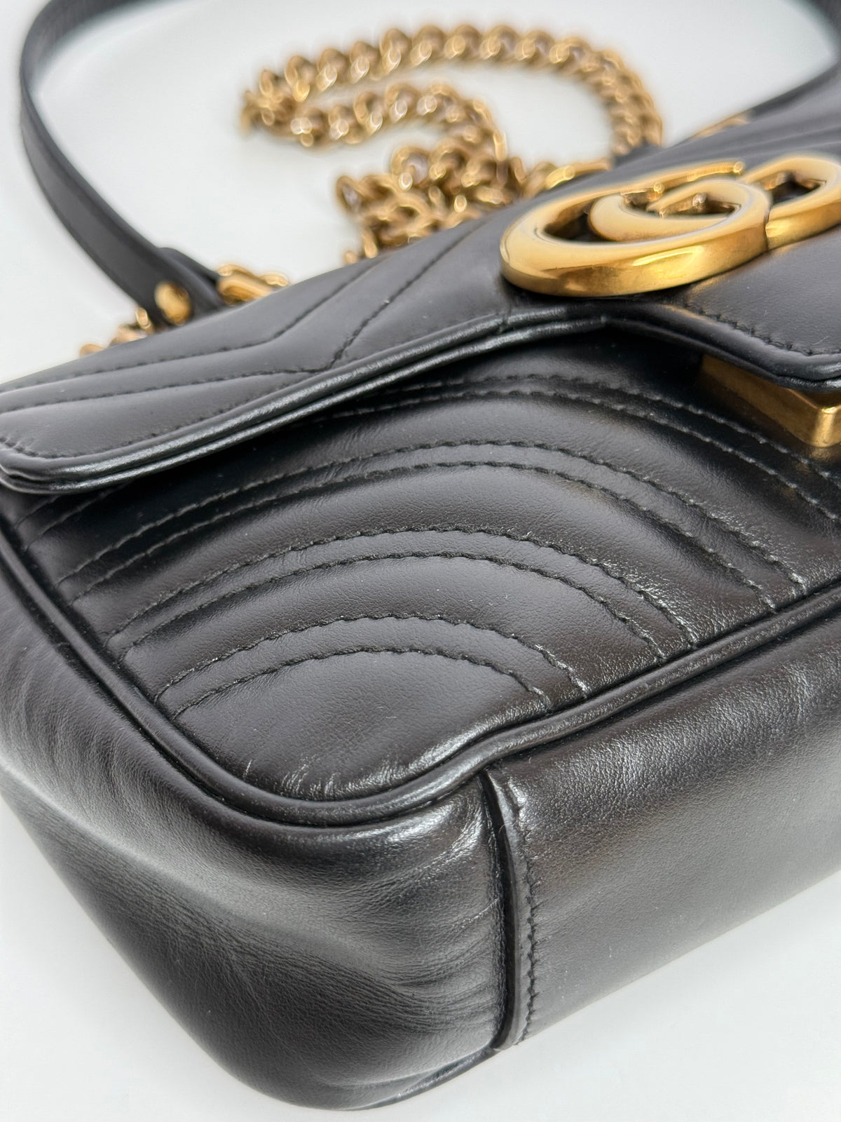Gucci GG Marmont Small Matelassé Black Leather Shoulder Bag