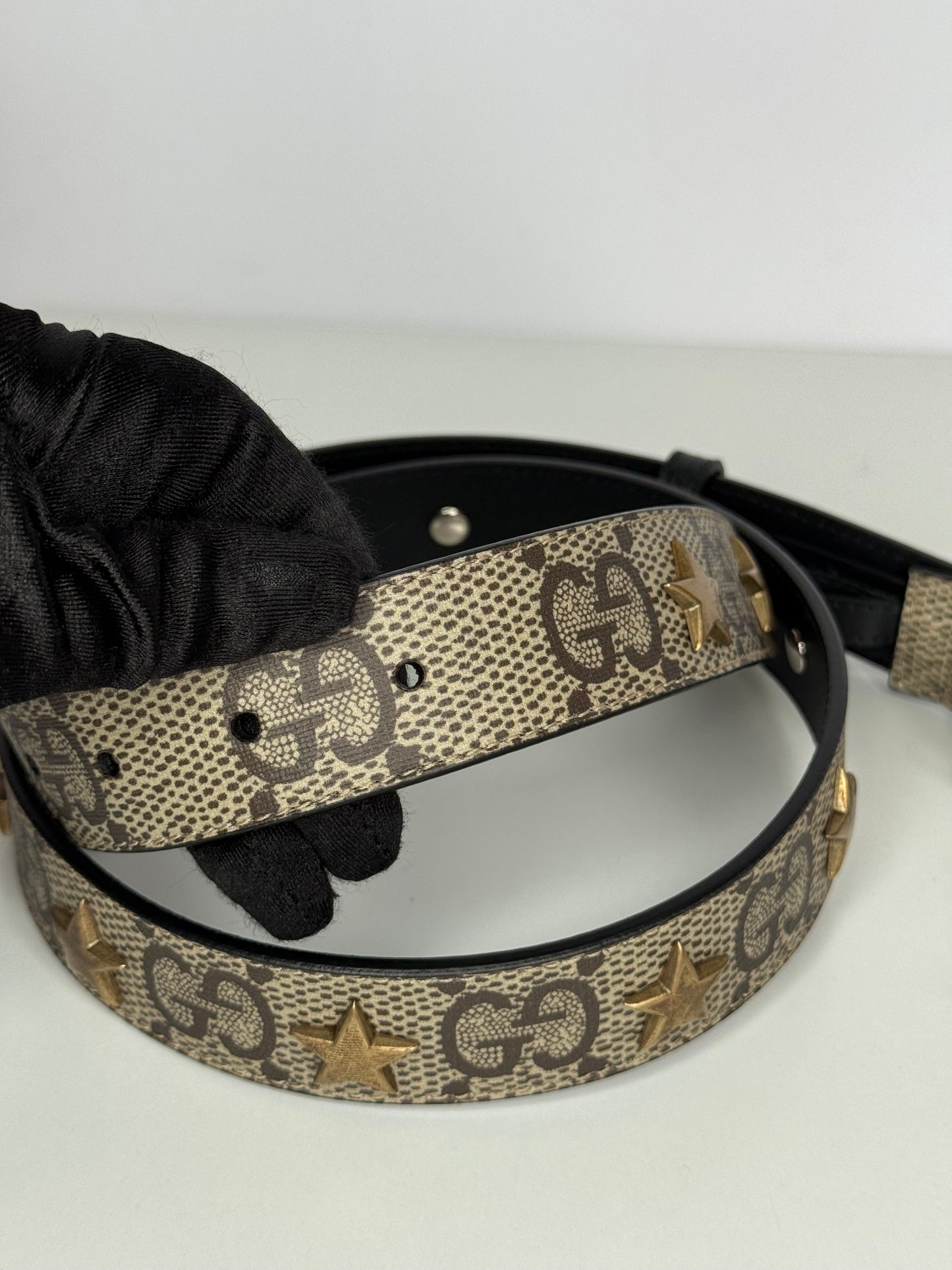 Gucci GG Supreme Star G Buckle Belt
