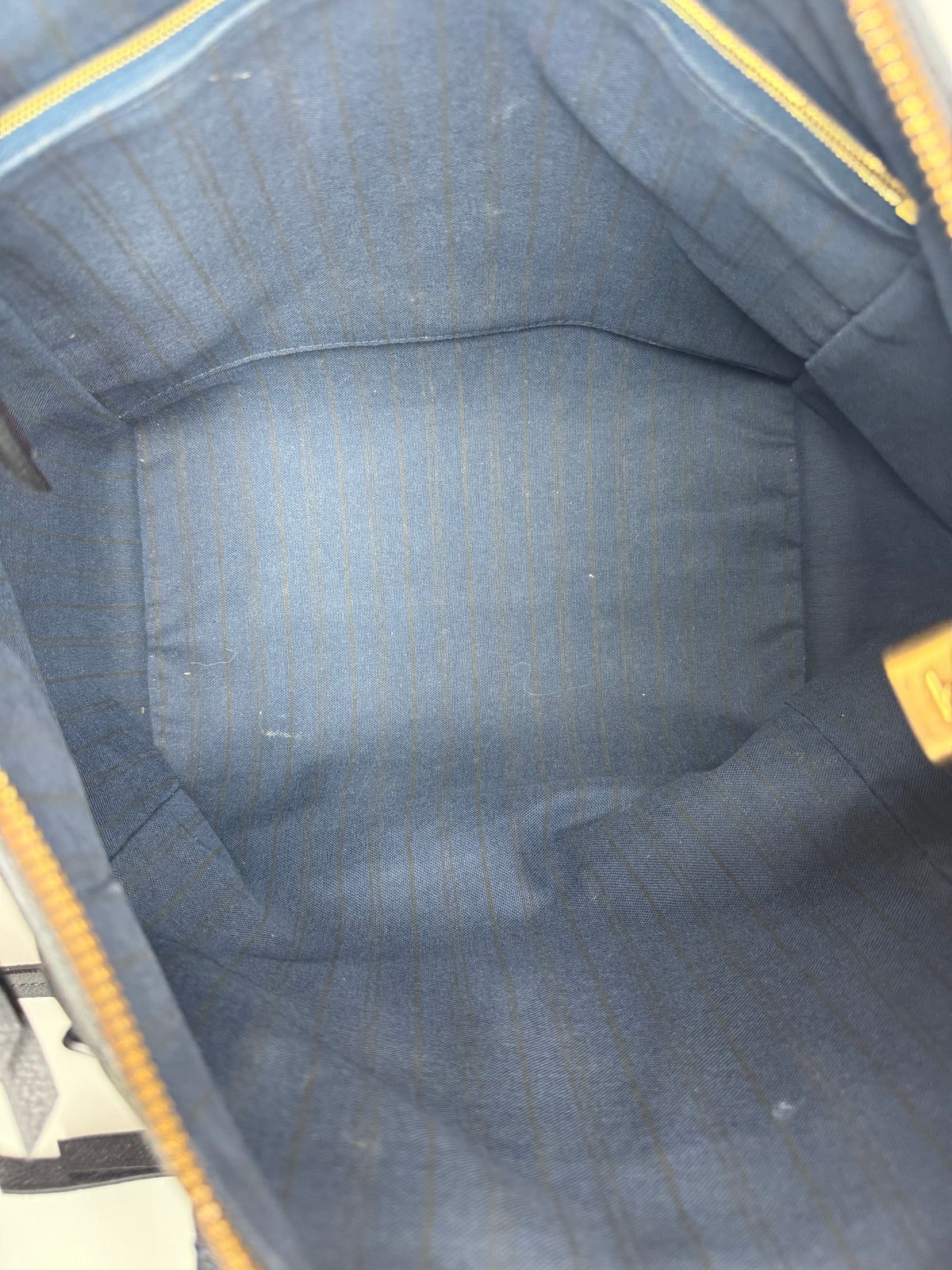 Louis Vuitton Lumineuse PM Blue infini Empreinte Tote