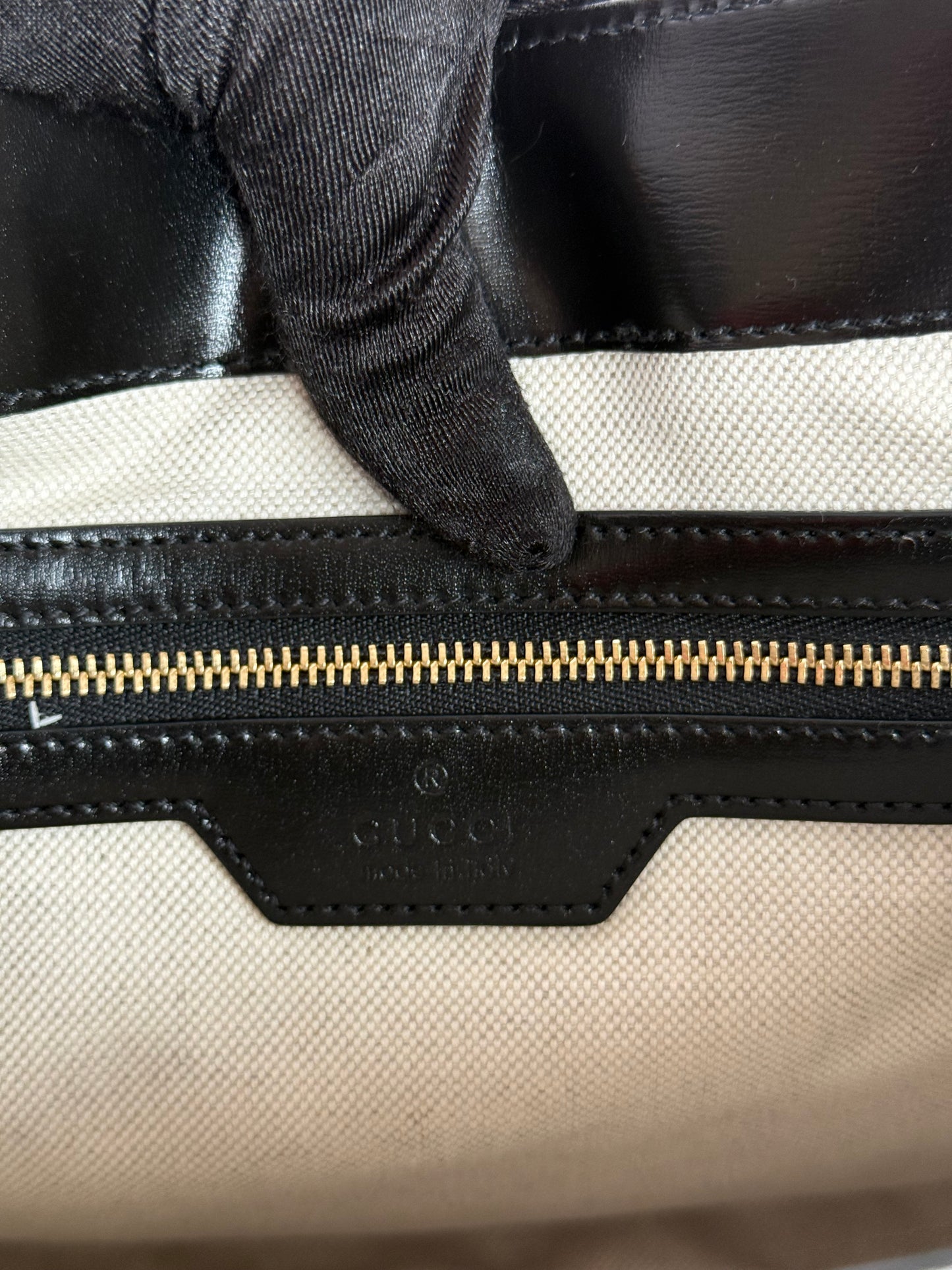 Gucci Jackie 1961 Centum Geometric Limited Edition Black Hobo Bag