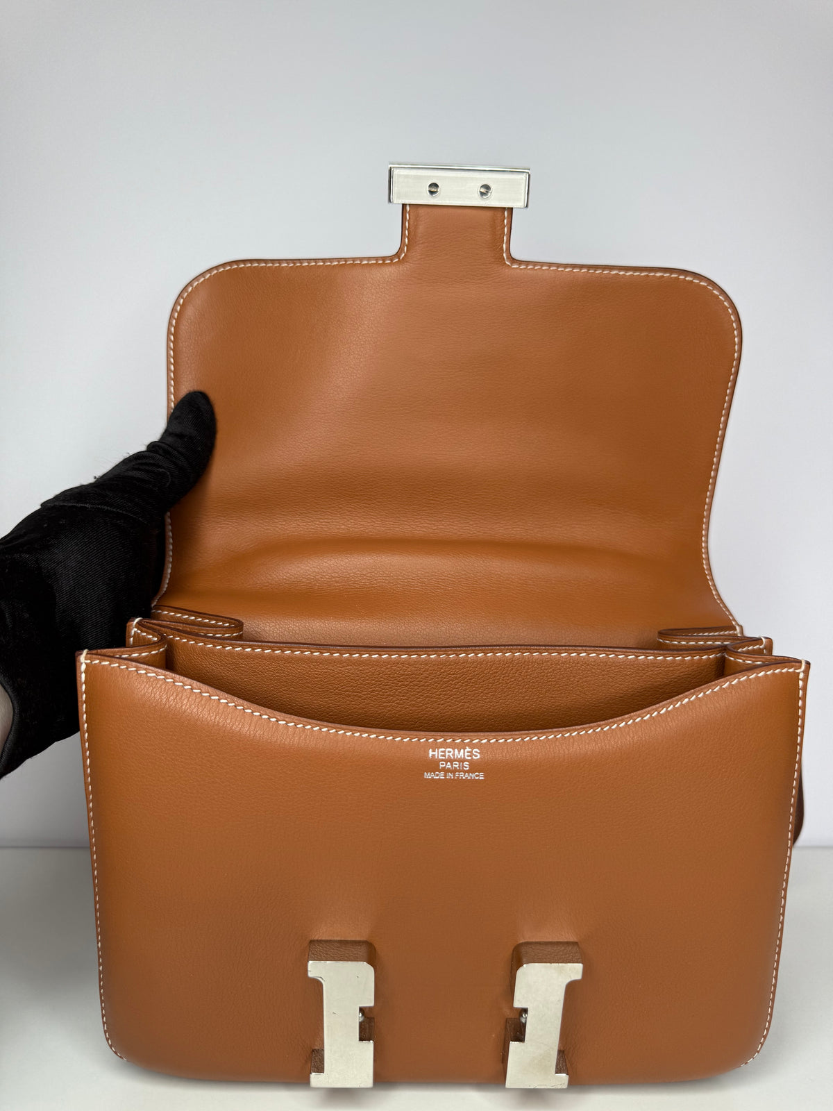 Hermès Constance 24 Gold Swift Palladium Hardware