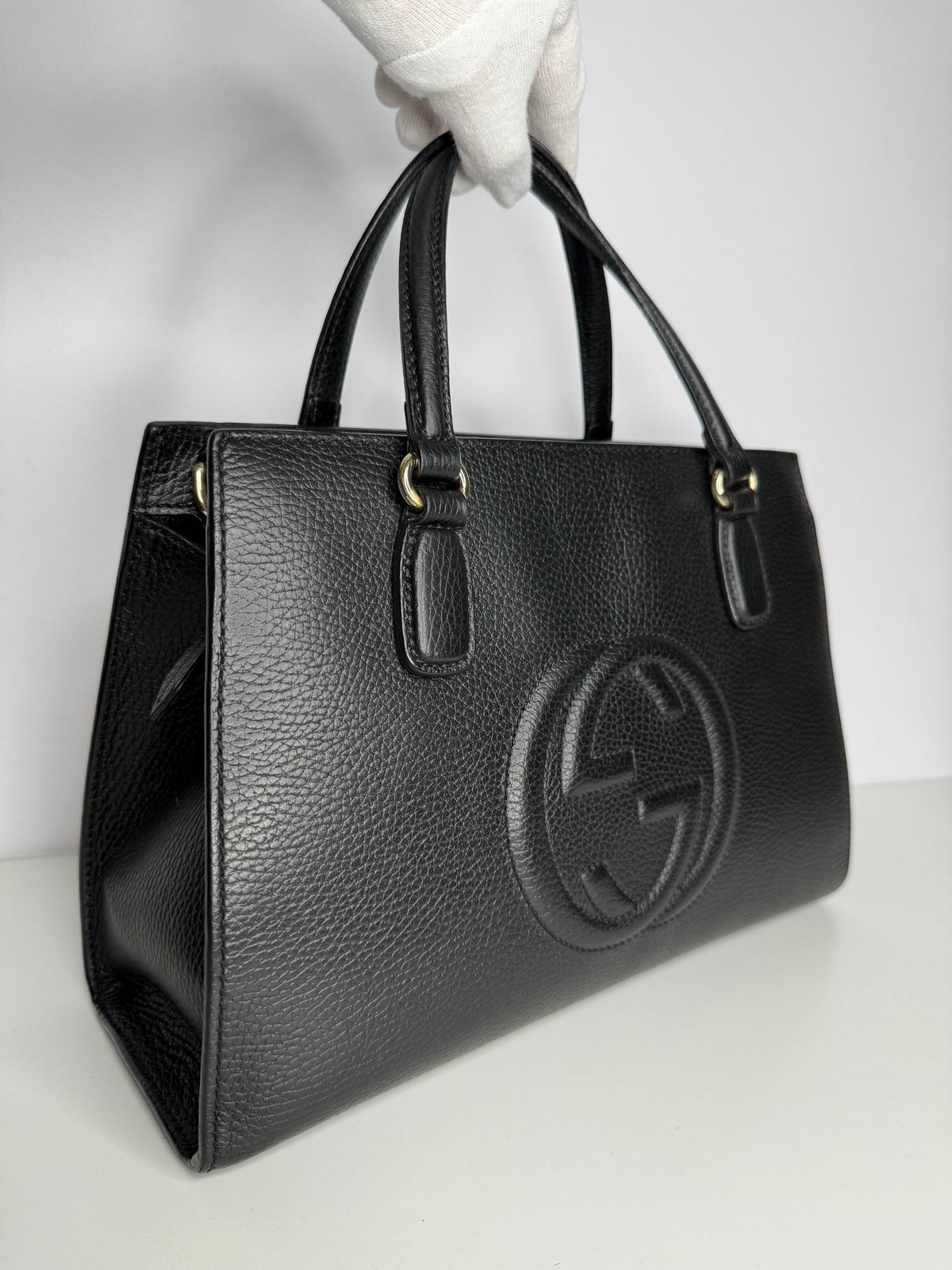 Gucci Black Leather Soho Top Handle Bag