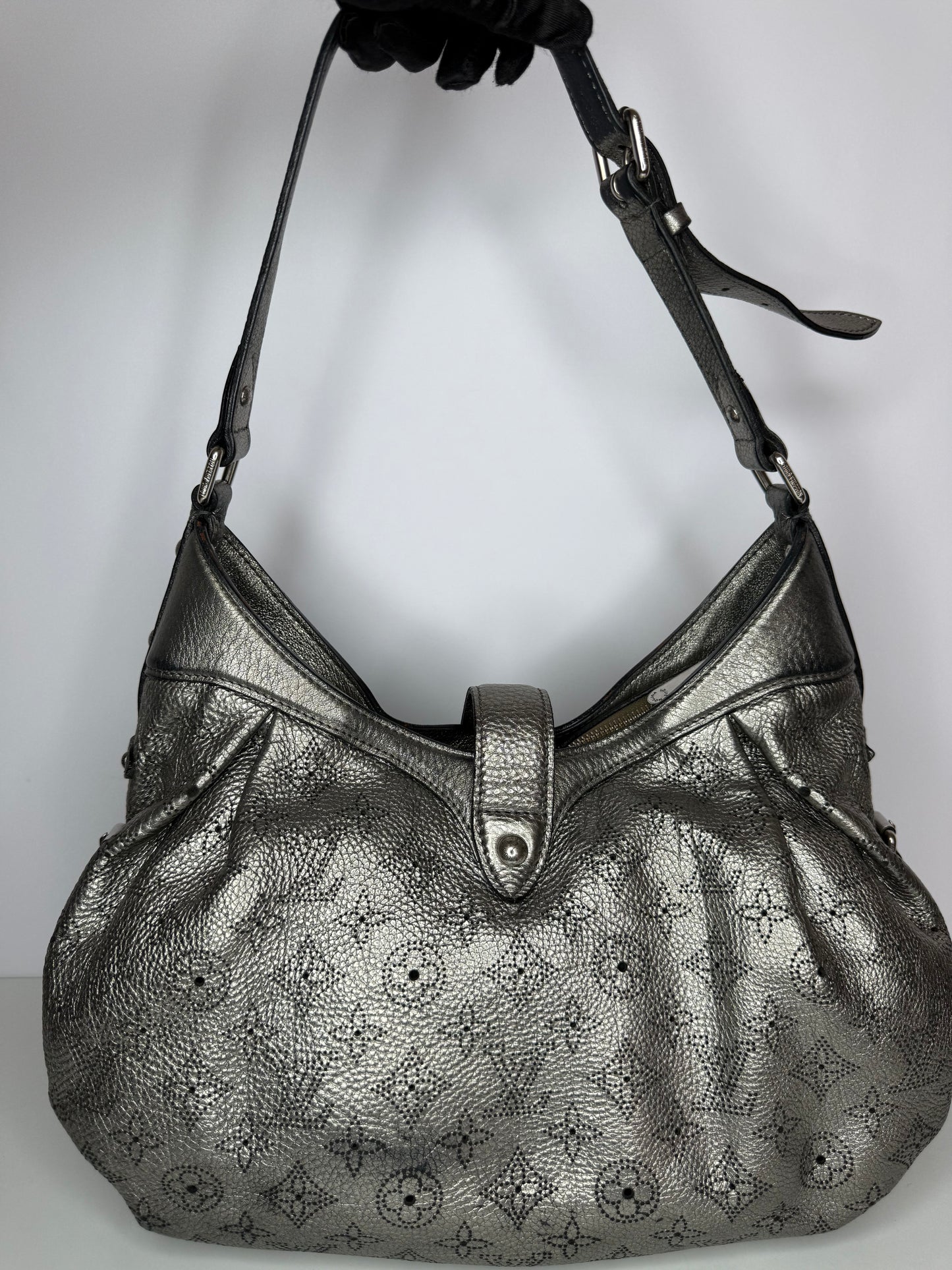 Louis Vuitton Argent Monogram Mahina Leather XS Bag