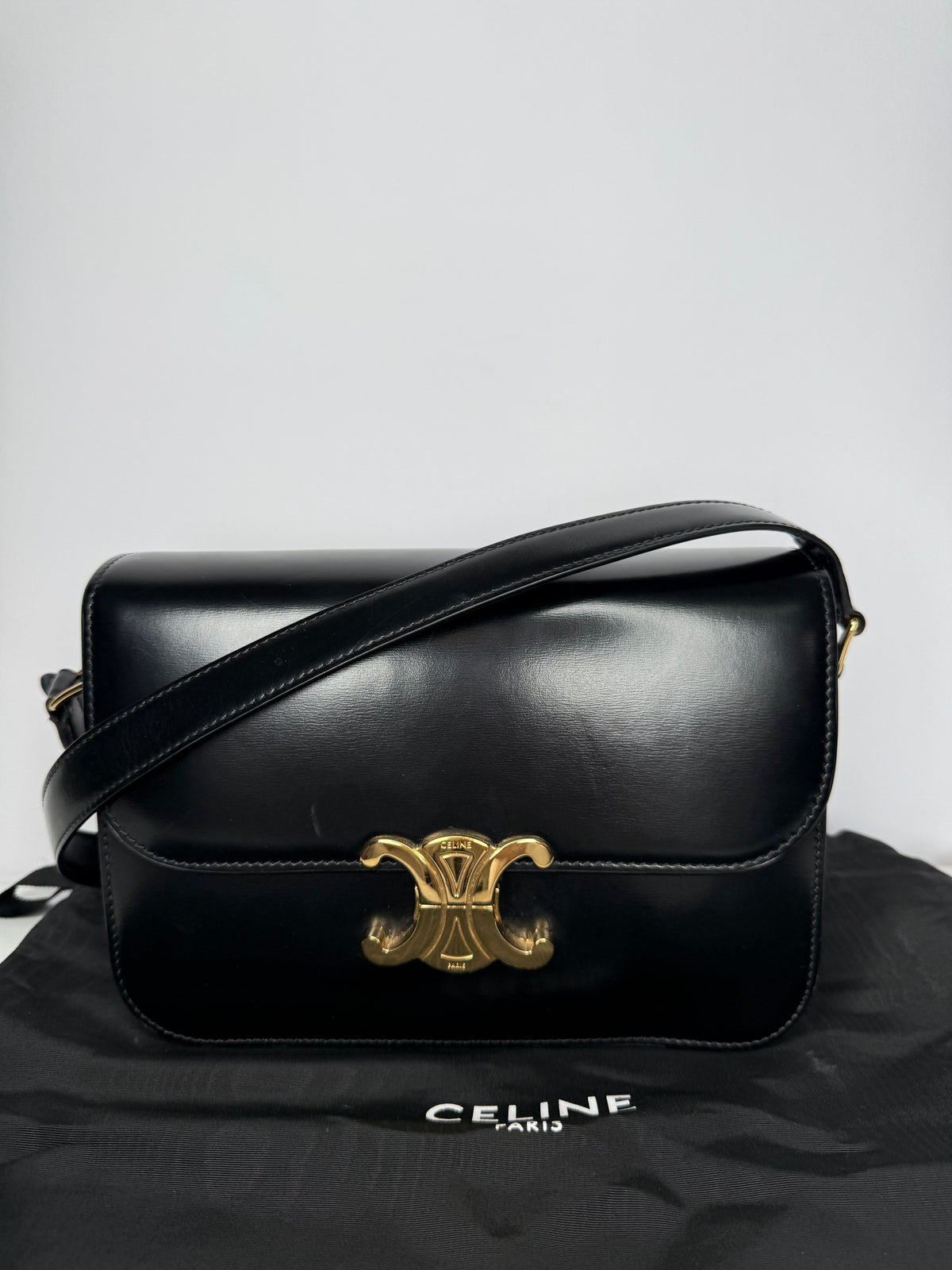 Celine Classique Triomphe Bag in Black Shiny Calfskin