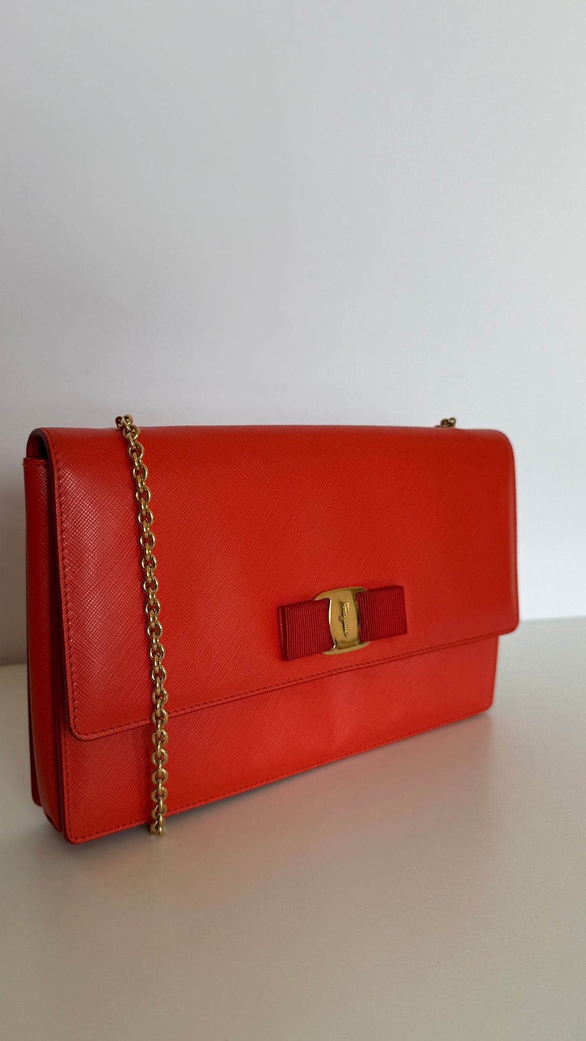 Salvatore Ferragamo Red Leather Vara Bow Chain Shoulder Bag