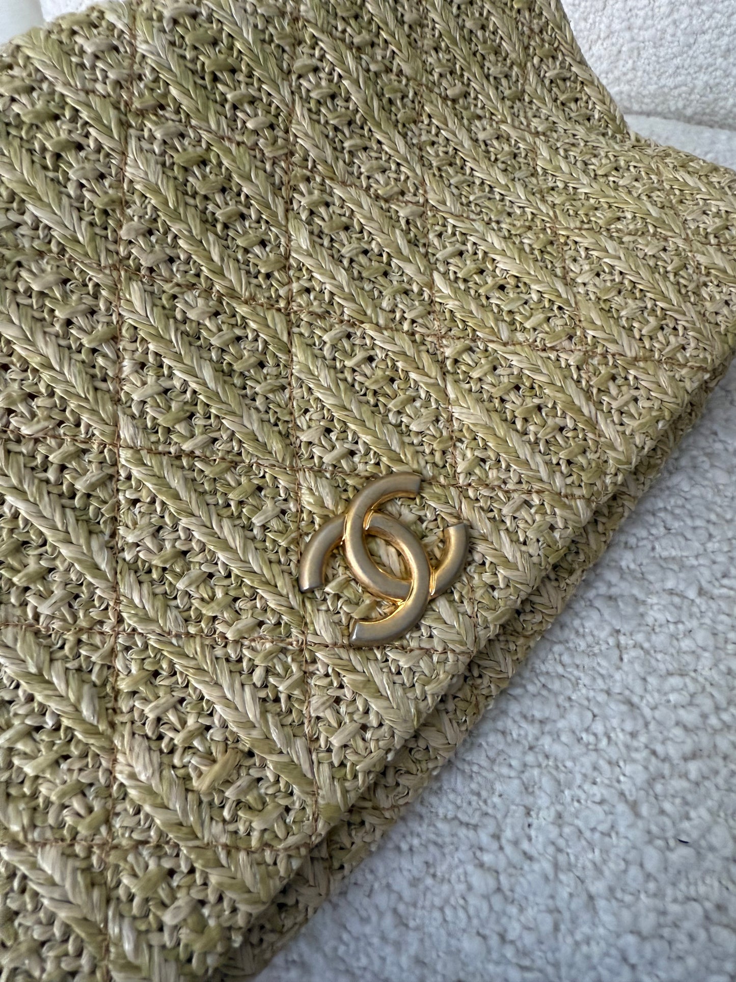 Chanel CC Woven Clutch Gold Natural Raffia Antique Gold Hardware