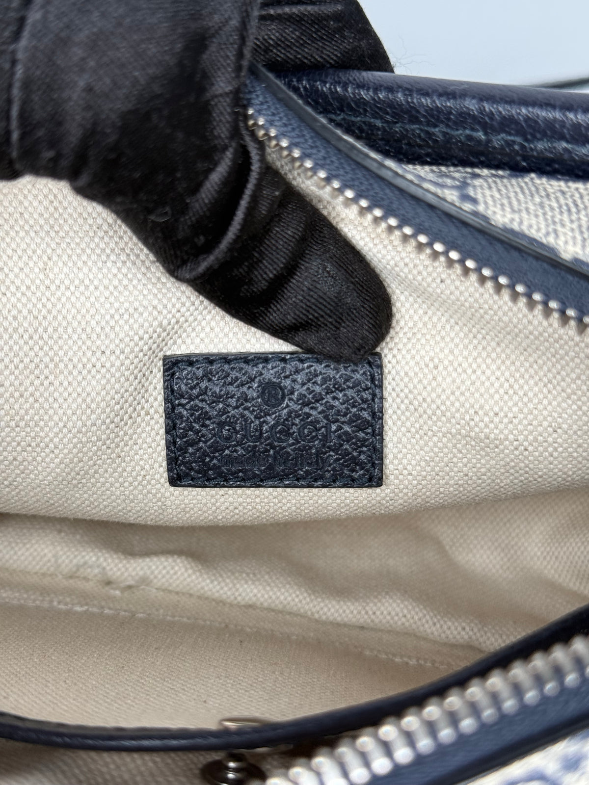 Gucci GG Supreme Mini Retro Crossbody Bag
