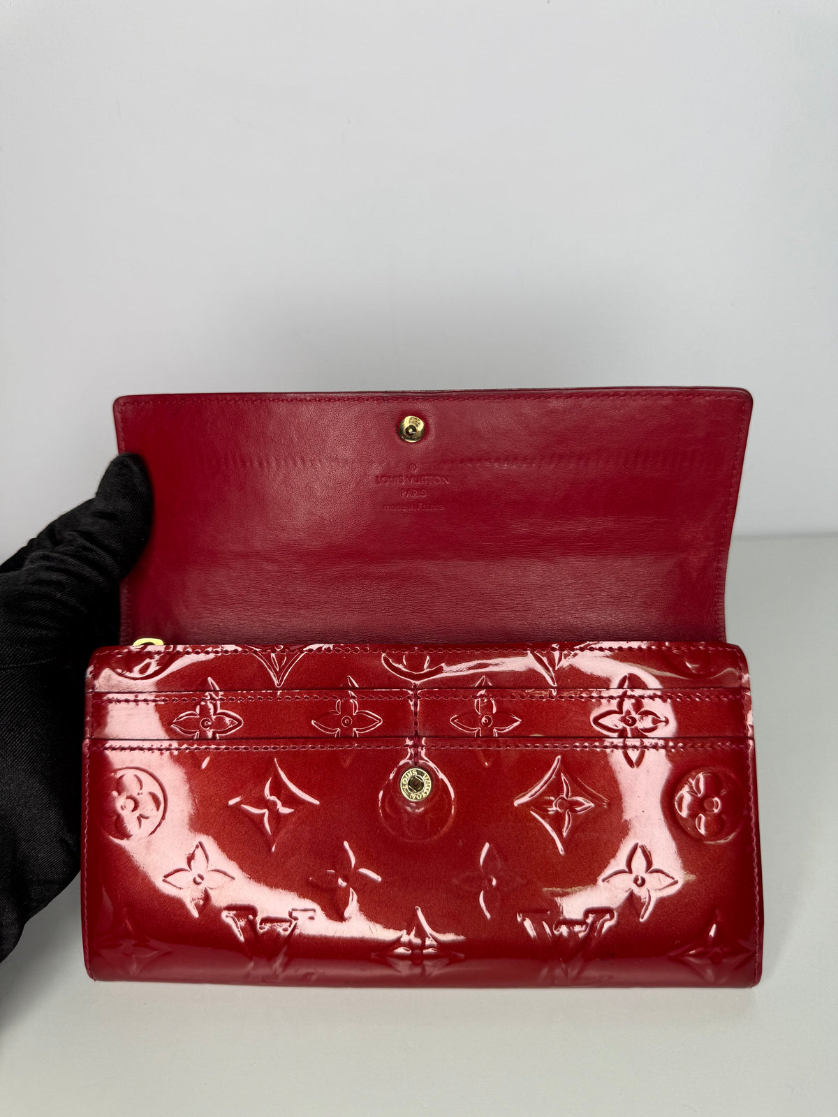 Louis Vuitton Red Monogram Vernis Sarah Wallet