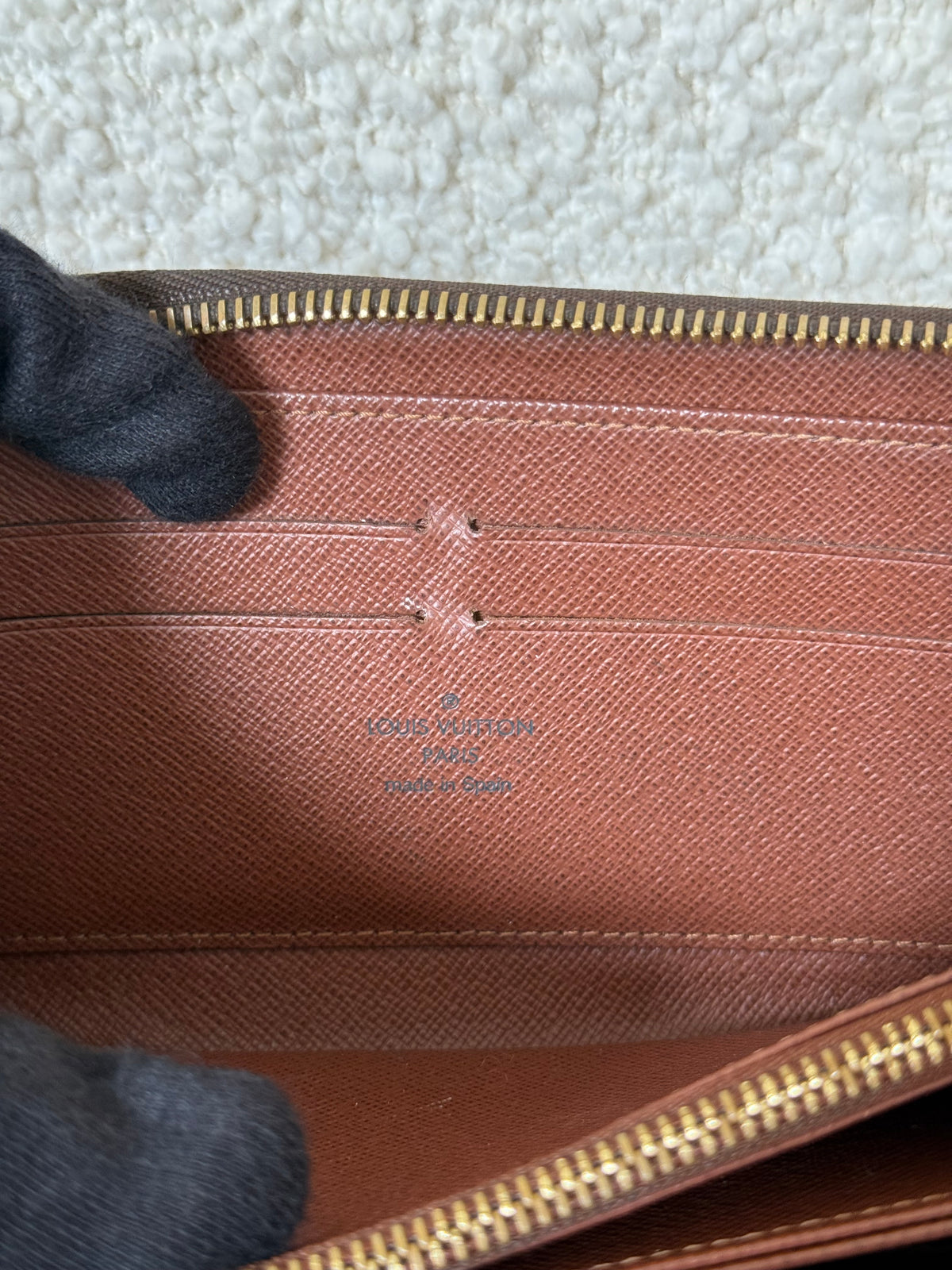 Louis Vuitton Monogram Canvas Zippy Wallet