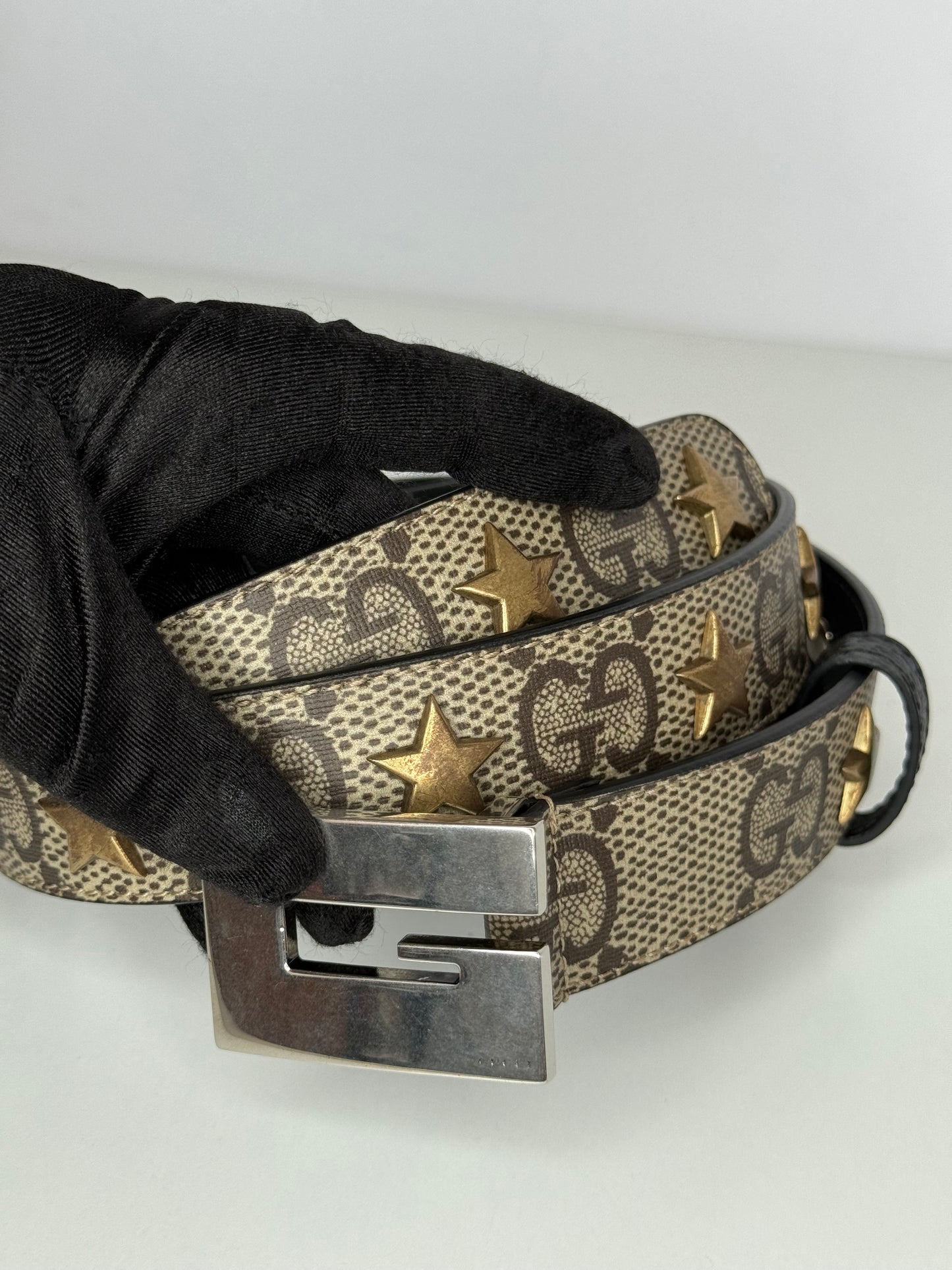 Gucci GG Supreme Star G Buckle Belt