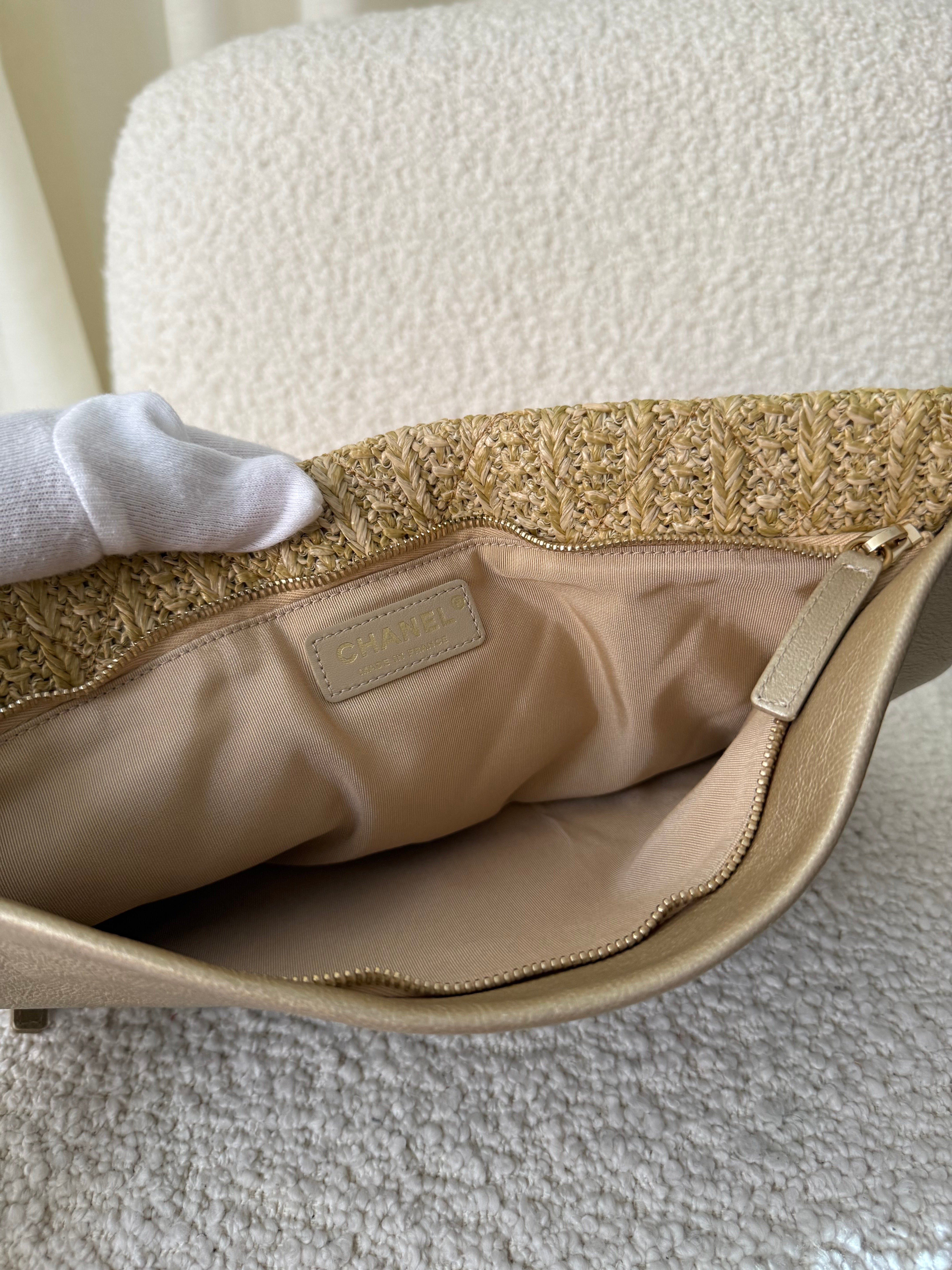 Chanel CC Woven Clutch Gold Natural Raffia Antique Gold Hardware