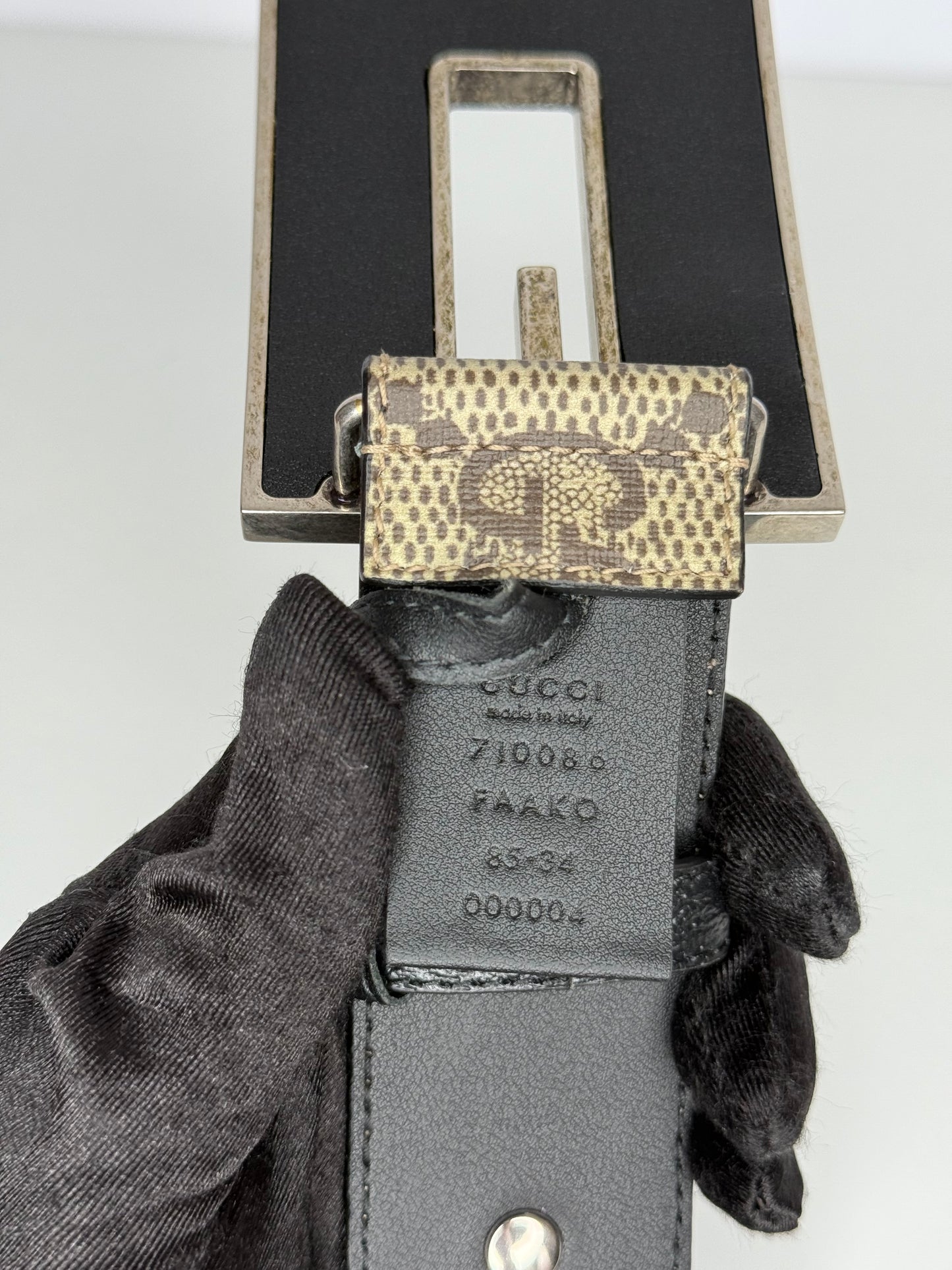 Gucci Star Wide Belt With Square G In Beige