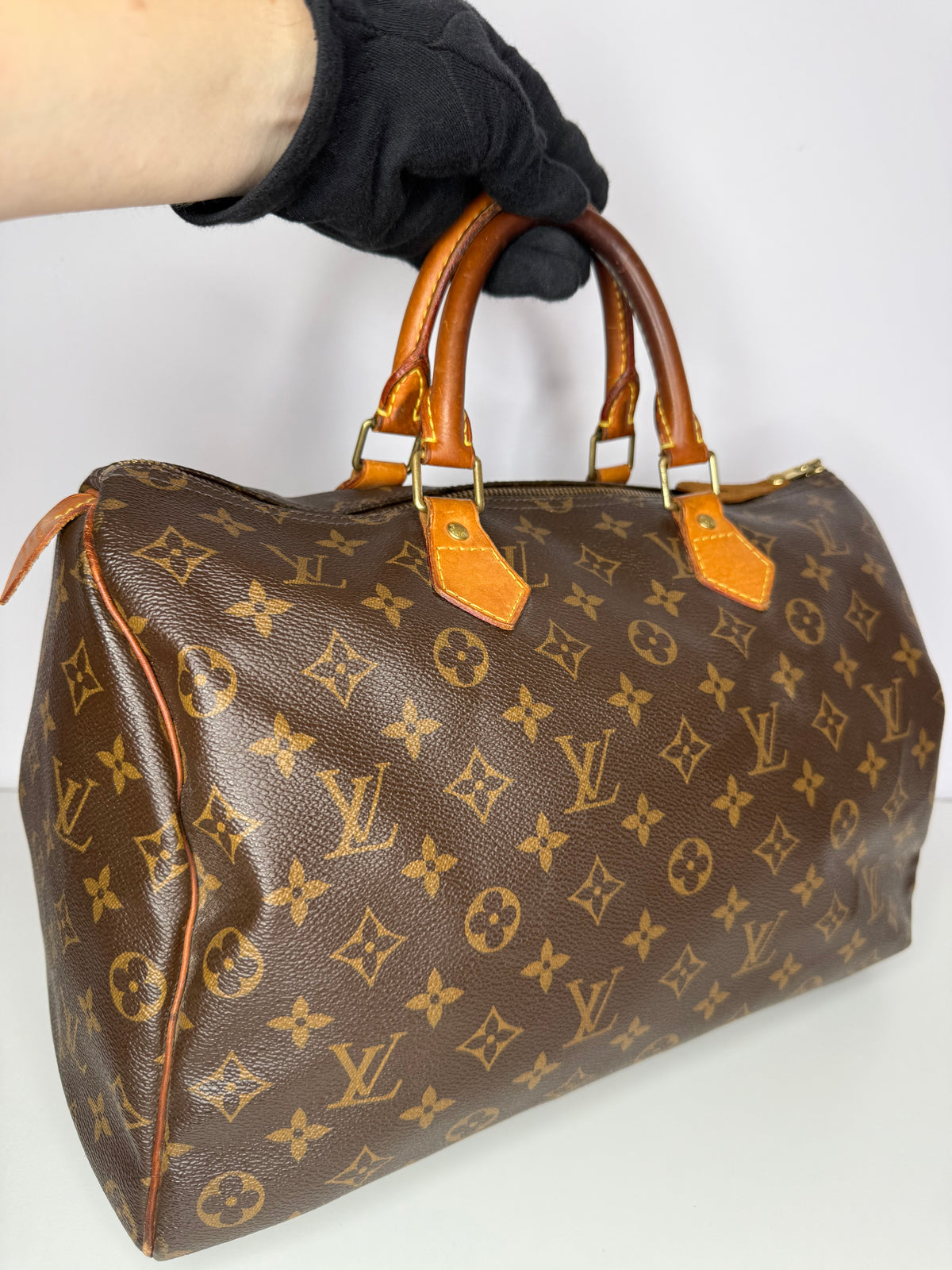 Louis Vuitton Speedy 35 Monogram Canvas