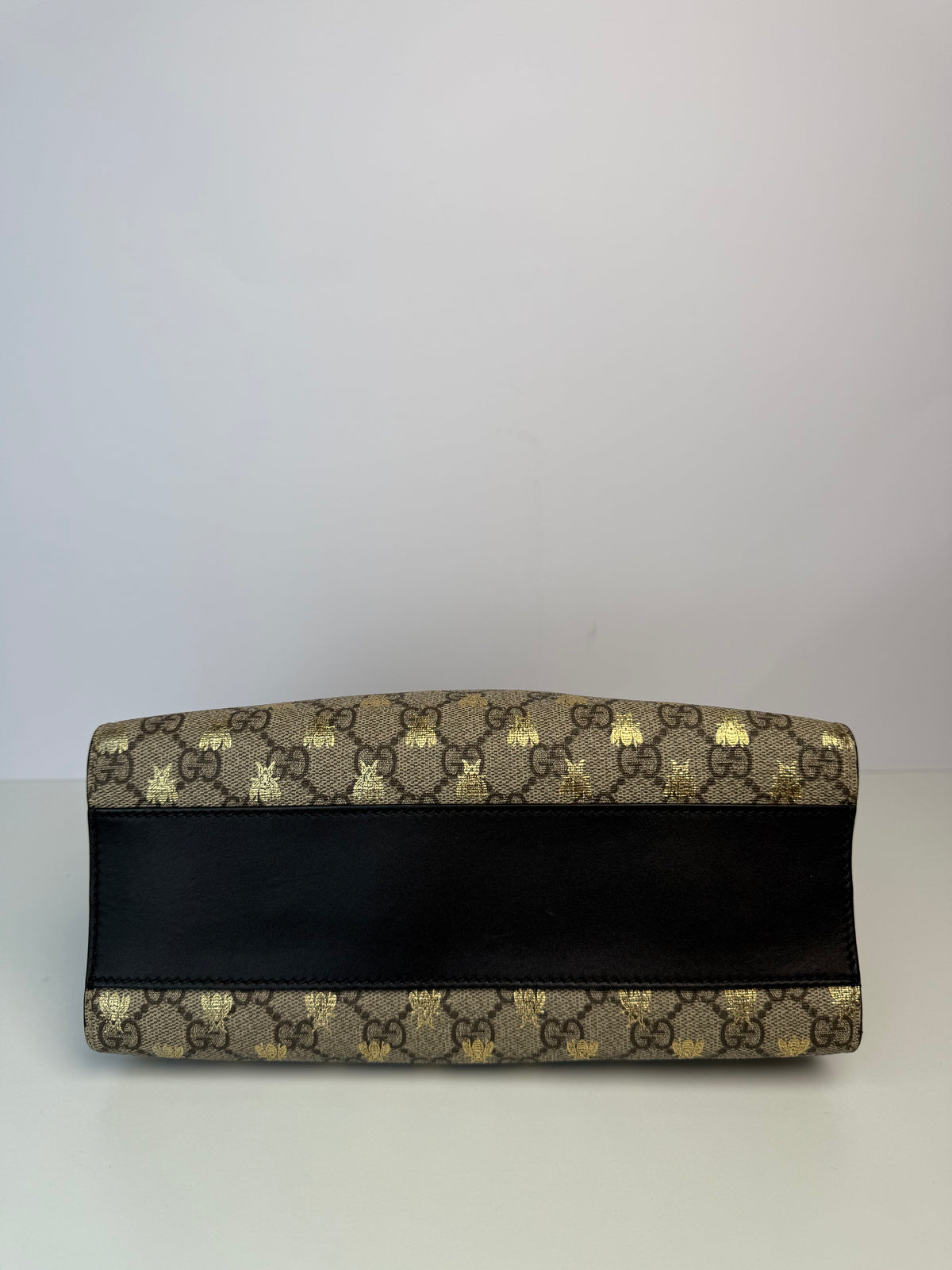 Gucci Neutral Padlock GG Supreme Canvas With Gold Bees Print