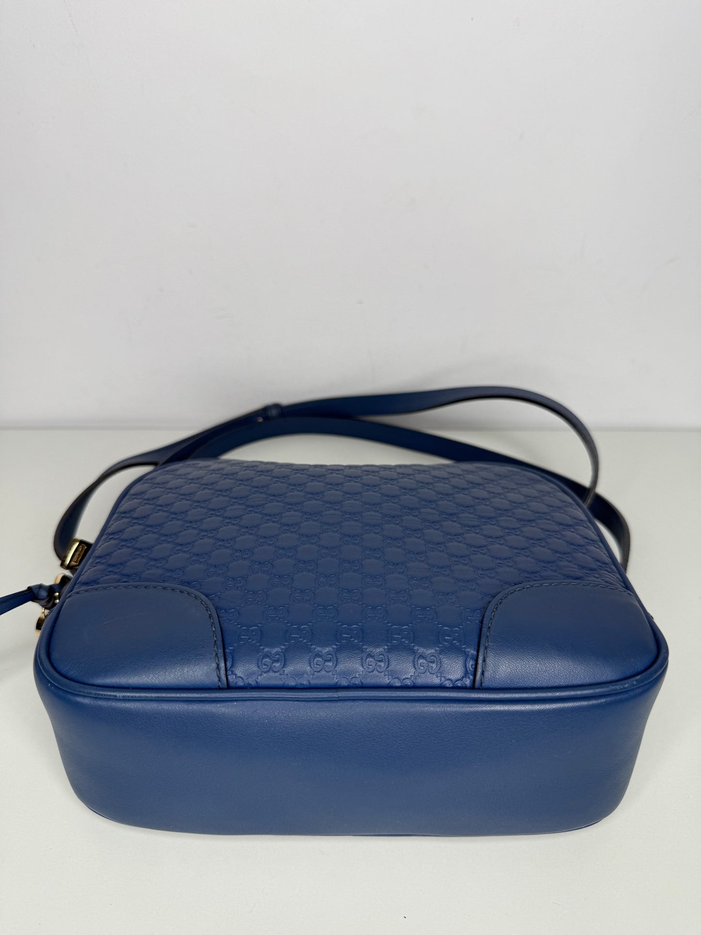 Gucci Blue Microguccissima Leather Bree Crossbody Bag