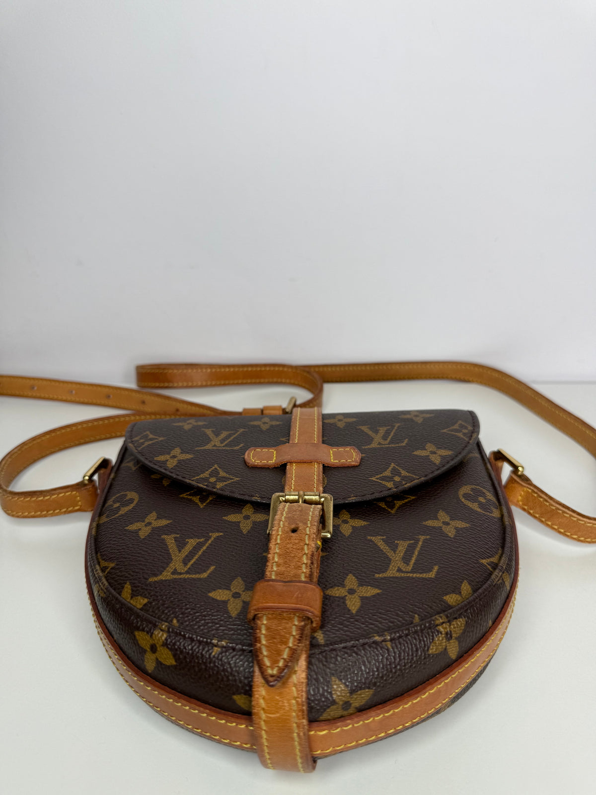 Louis Vuitton Chantilly MM Monogram Canvas