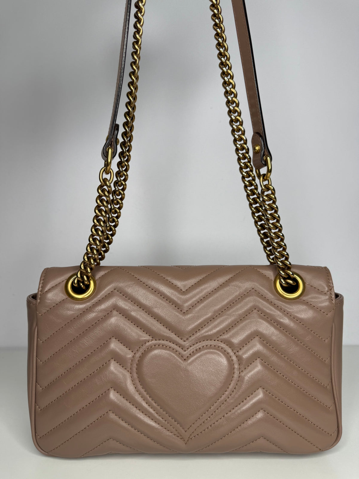 Gucci GG Marmont Small Matelassé Chevron Beige Leather