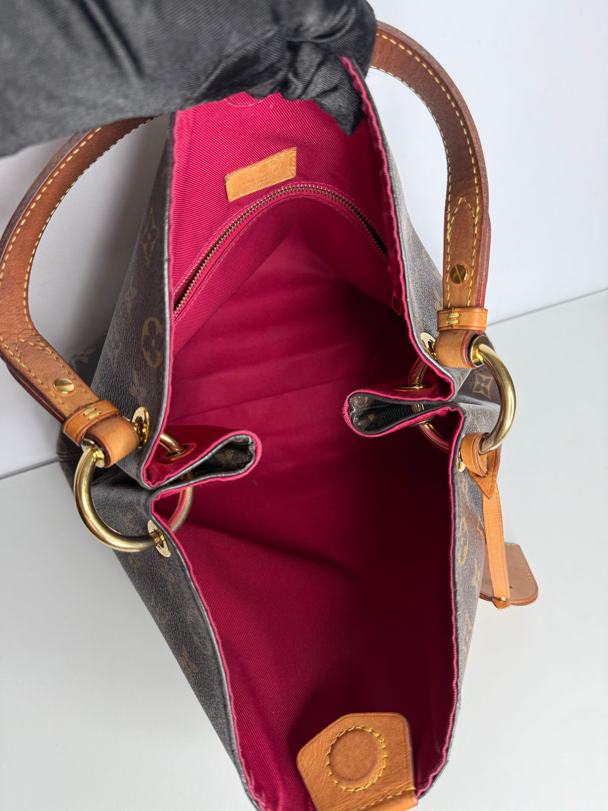 Louis Vuitton Graceful PM Monogram Canvas